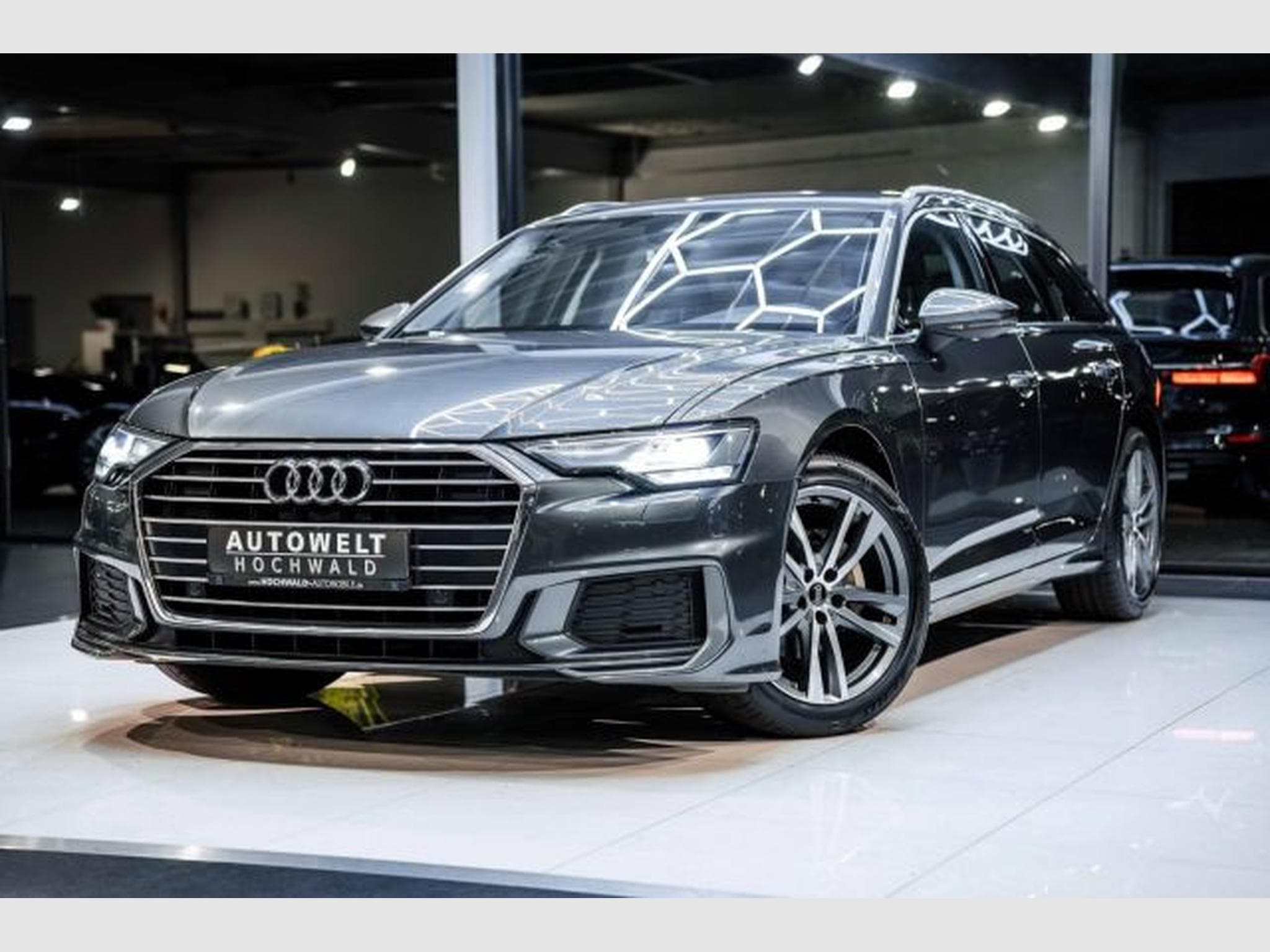 Audi A6 A6 Avant 35 TDI S-tronic S-Line NAVI LED 1.HAND (2021) - Photo 2