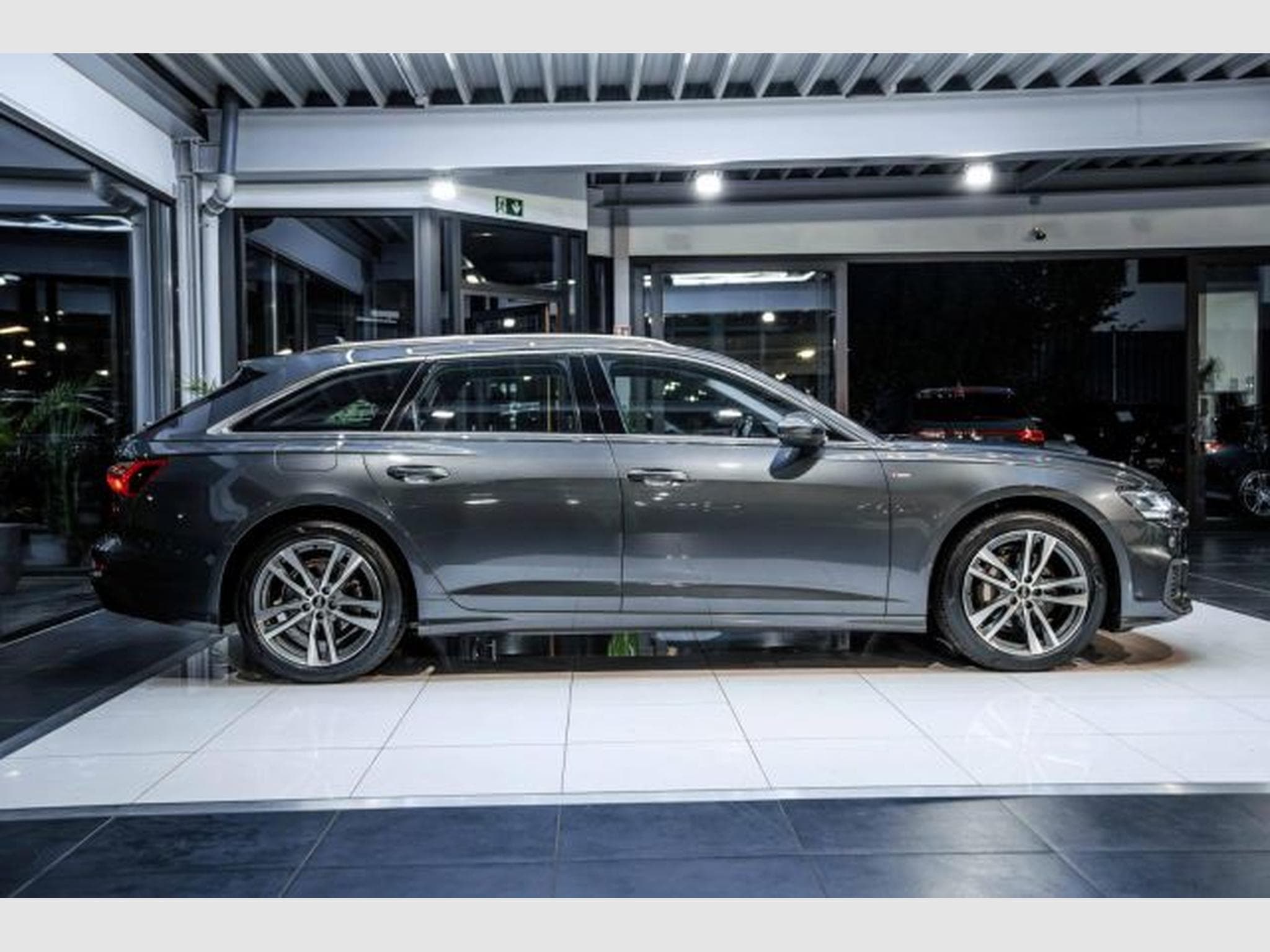 Audi A6 A6 Avant 35 TDI S-tronic S-Line NAVI LED 1.HAND (2021) - Photo 7
