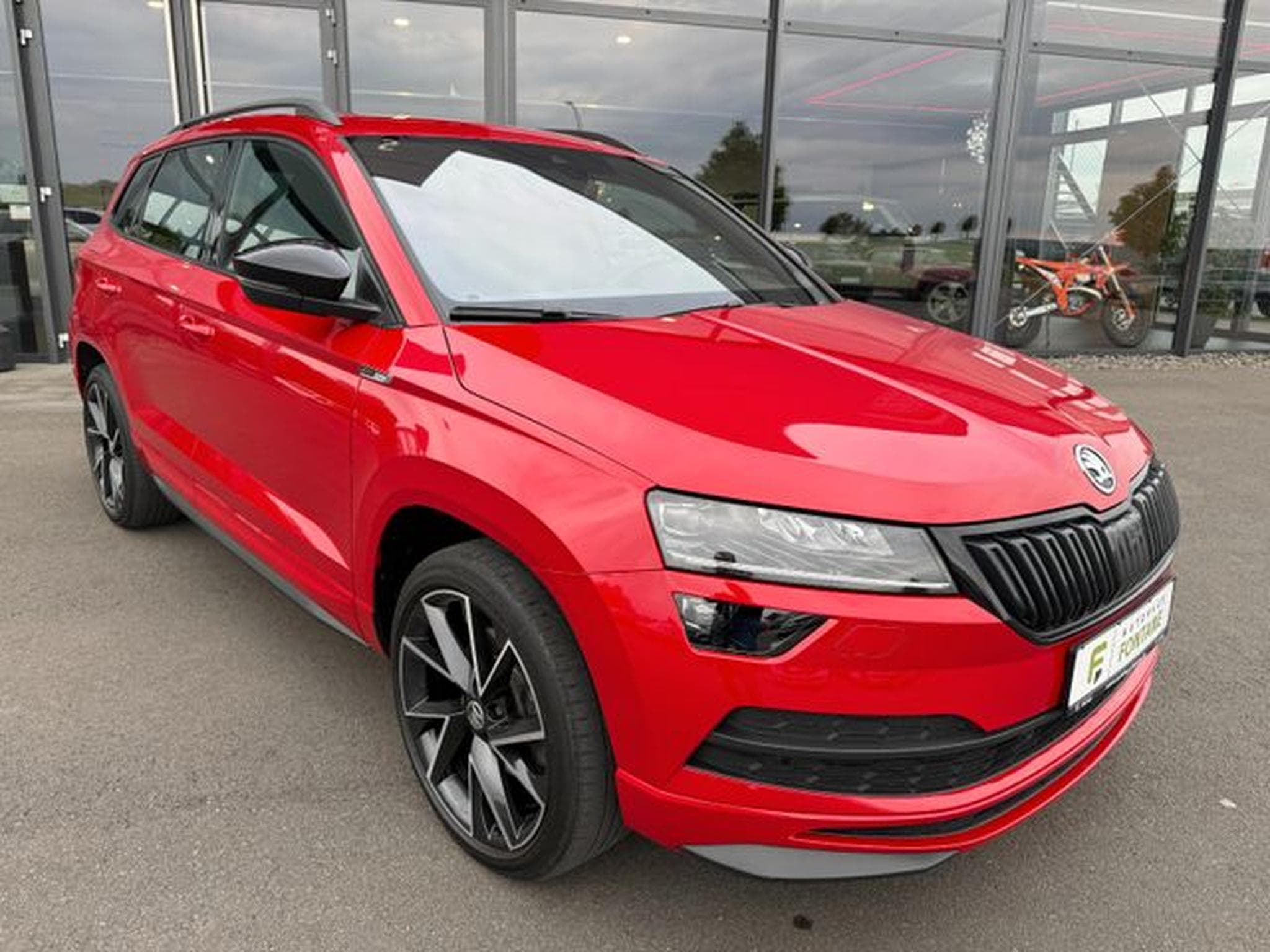 Skoda Karoq Karoq 2.0TSI Sportline 4x4 DSG Pano 19" Kamera (2020) - Photo 3