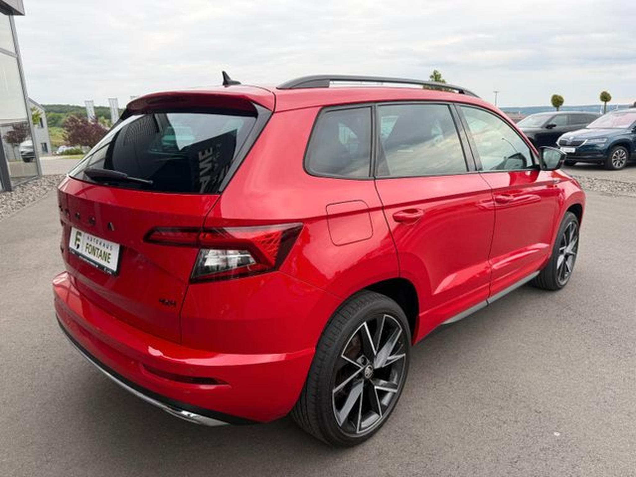 Skoda Karoq Karoq 2.0TSI Sportline 4x4 DSG Pano 19" Kamera (2020) - Photo 5