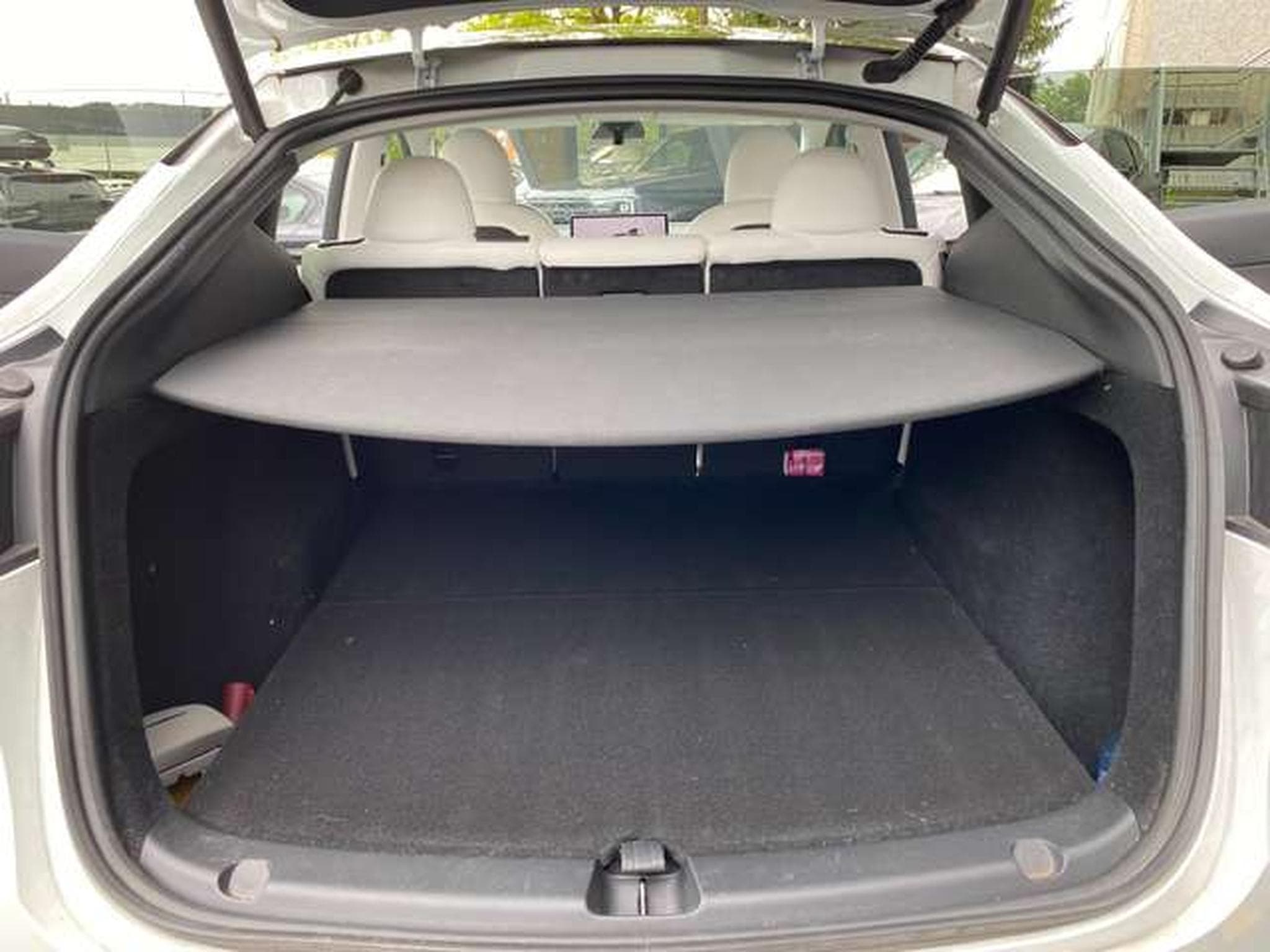 Tesla Model Y Model Y RWD  garantie constructeur 02/28 (2024) - Photo 16