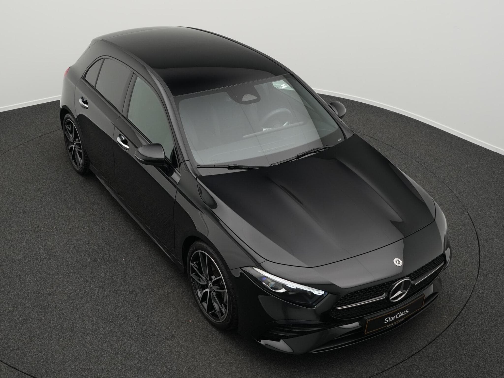 Mercedes A 200 AMG-Line Multi+Kamera+Night+19" (2025) - Photo 10