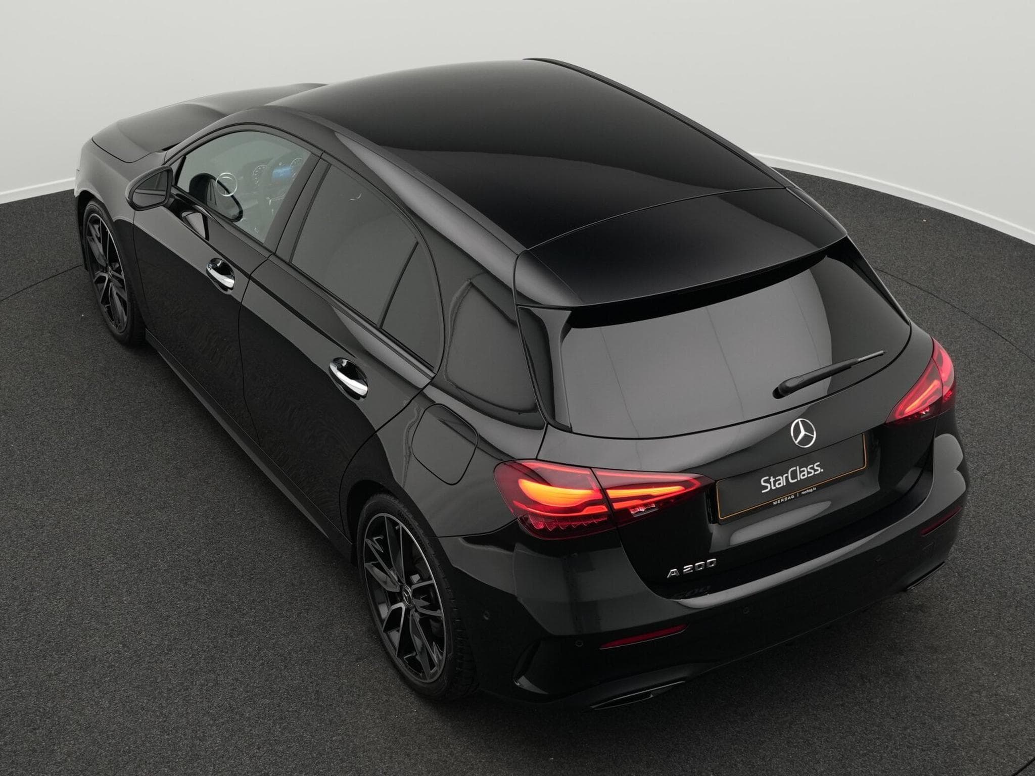Mercedes A 200 AMG-Line Multi+Kamera+Night+19" (2025) - Photo 11