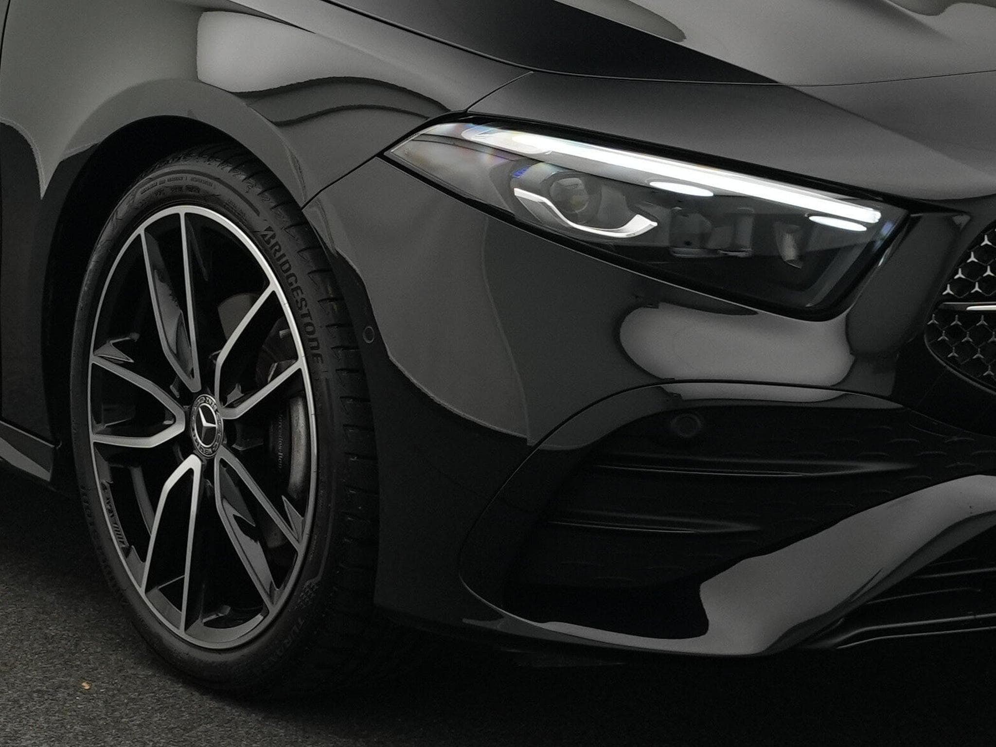 Mercedes A 200 AMG-Line Multi+Kamera+Night+19" (2025) - Photo 7