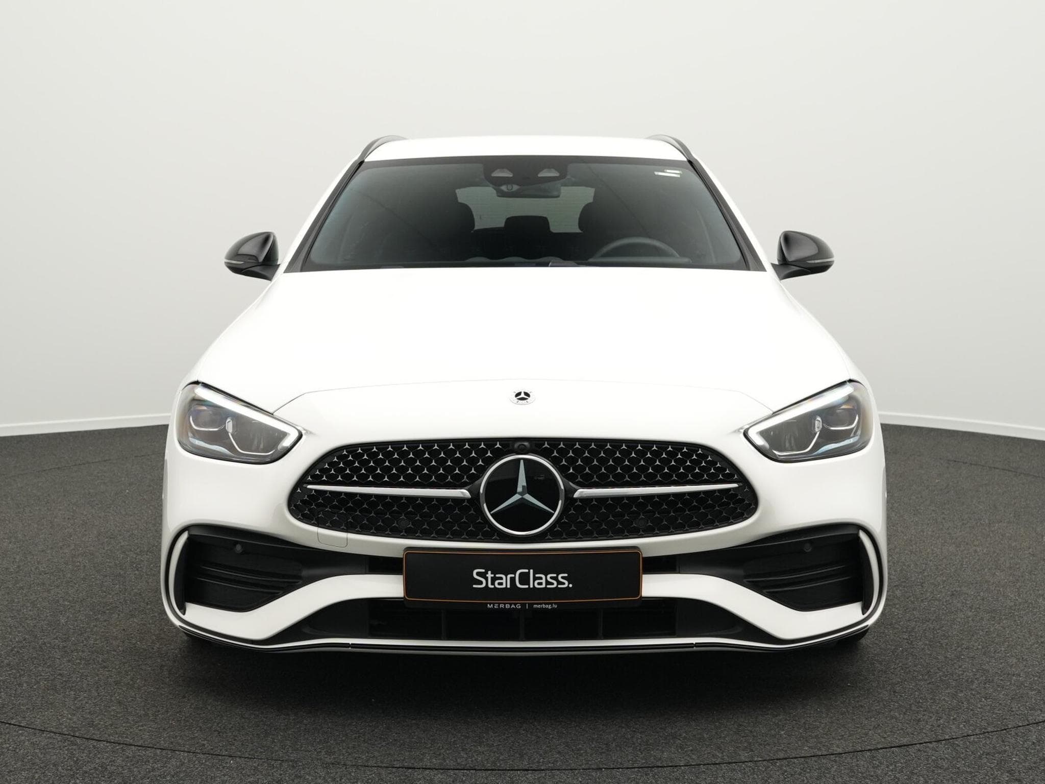 Mercedes C 300 d T AMG-Line LED+Kamera+Distr+Night+19" (2025) - Photo 2
