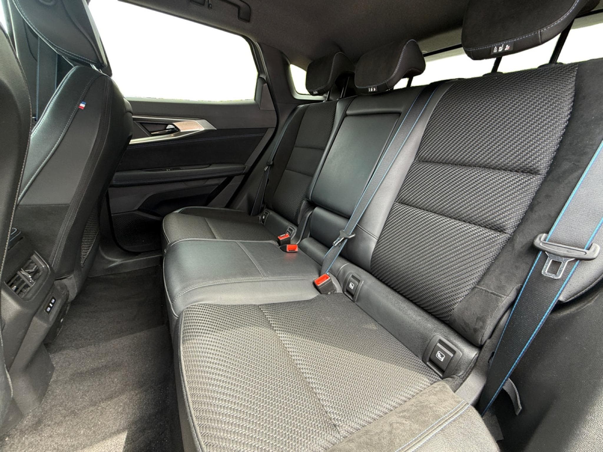 Renault Austral 1.2 E-Tech HEV Techno Esprit Alpine (2024) - Photo 10