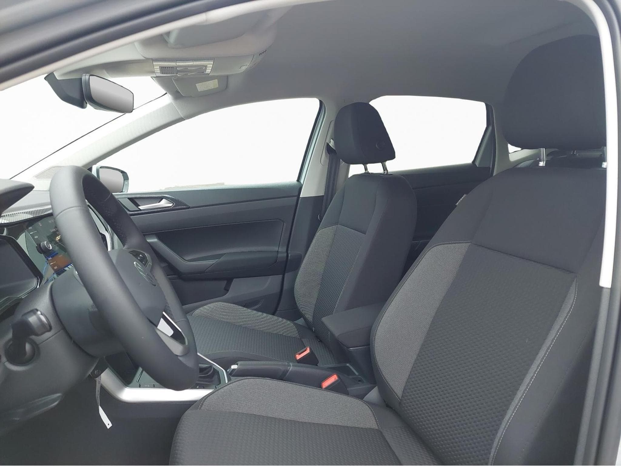 VW Polo Life (2025) - Photo 9