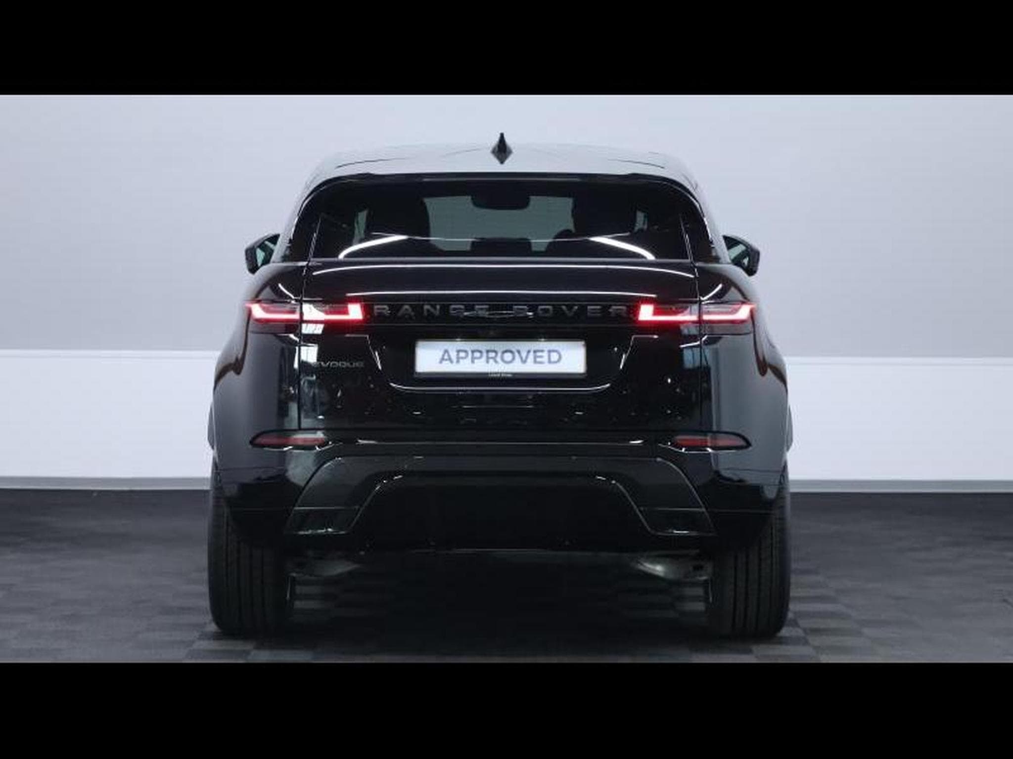 Land-Rover Range Rover Evoque D165 (2026) - Photo 6