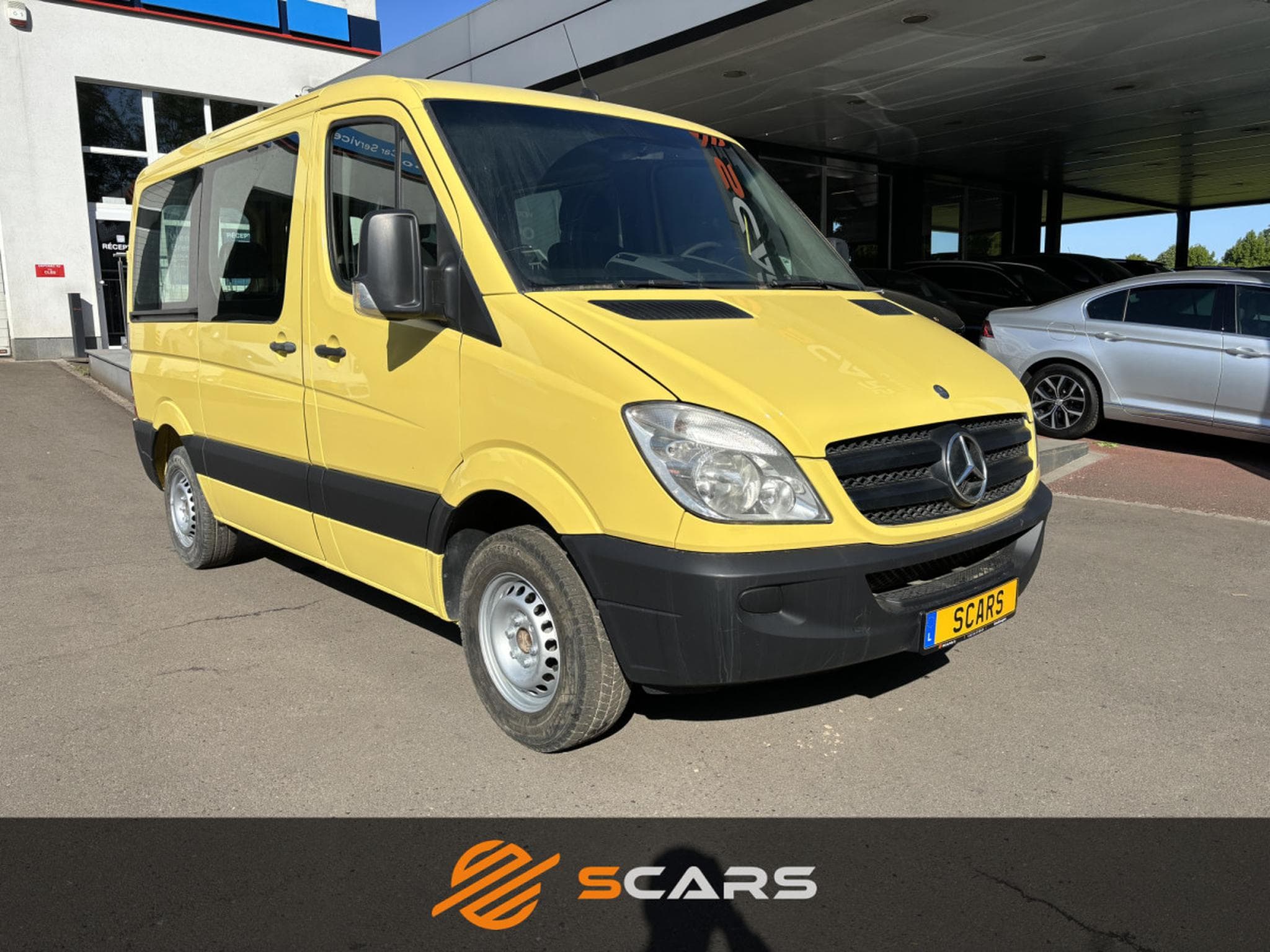 Mercedes Sprinter 107 Cdi 9 places 109cv L1H1 (2010) - Photo 2