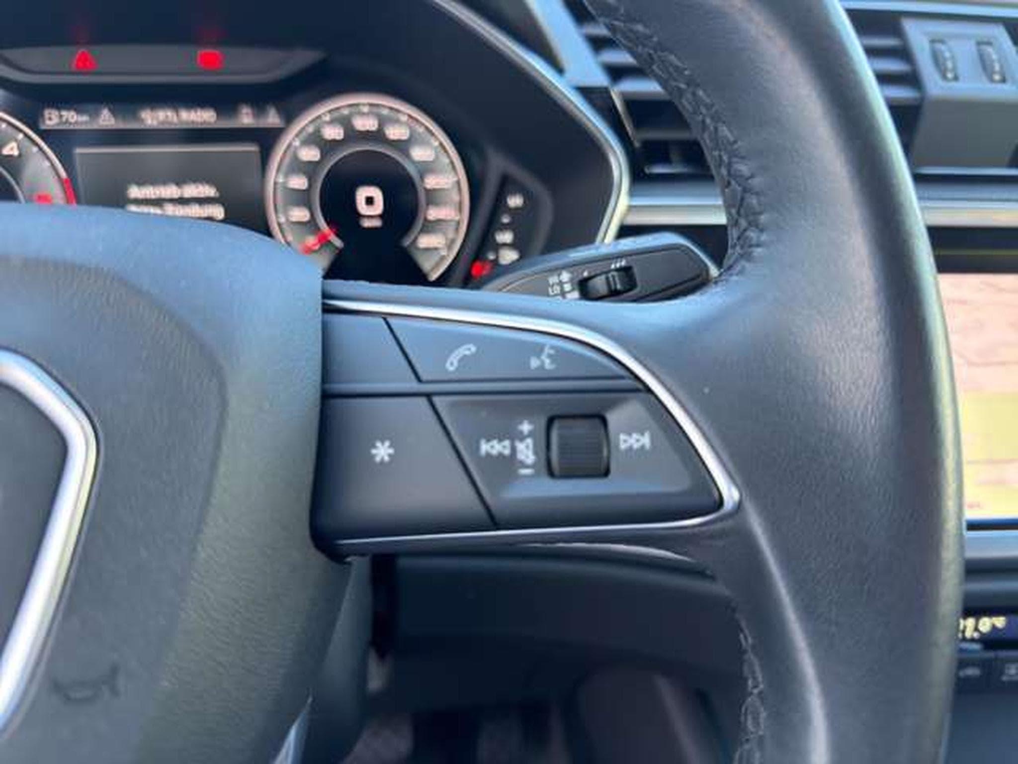 Audi Q3 40 TDI quattro S line/Leder/LED/Navi/AHK (2023) - Photo 27