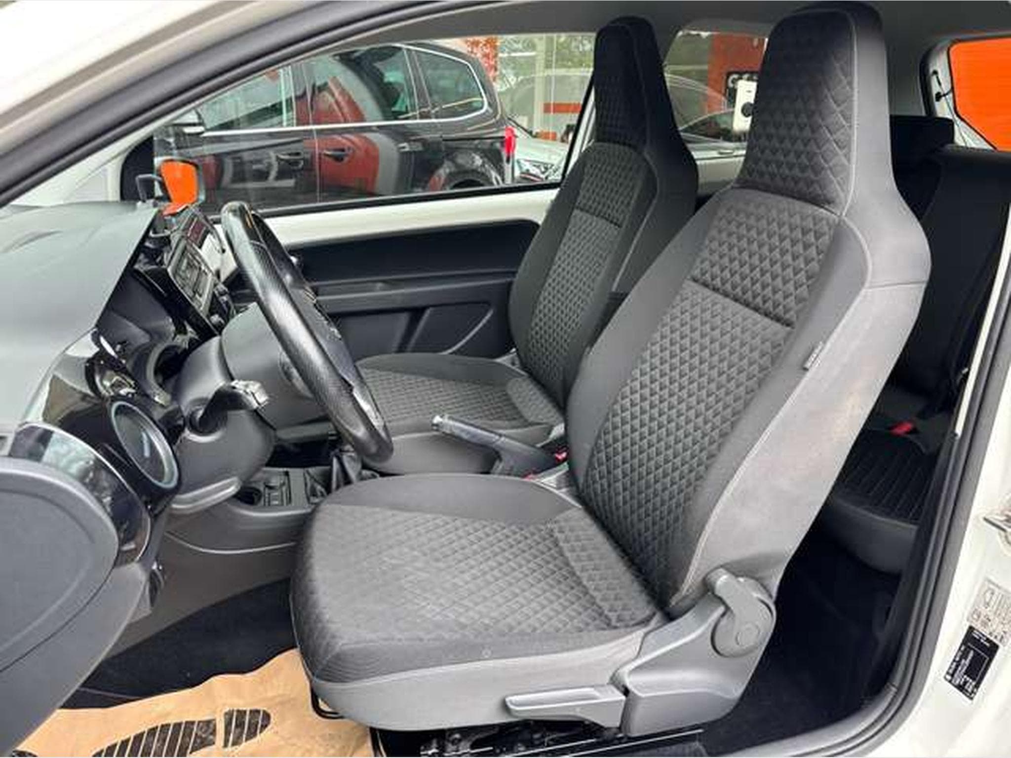 Skoda Citigo Citigo 1.0 - 25 YEARS EDITION 14/25 (2017) - Photo 11