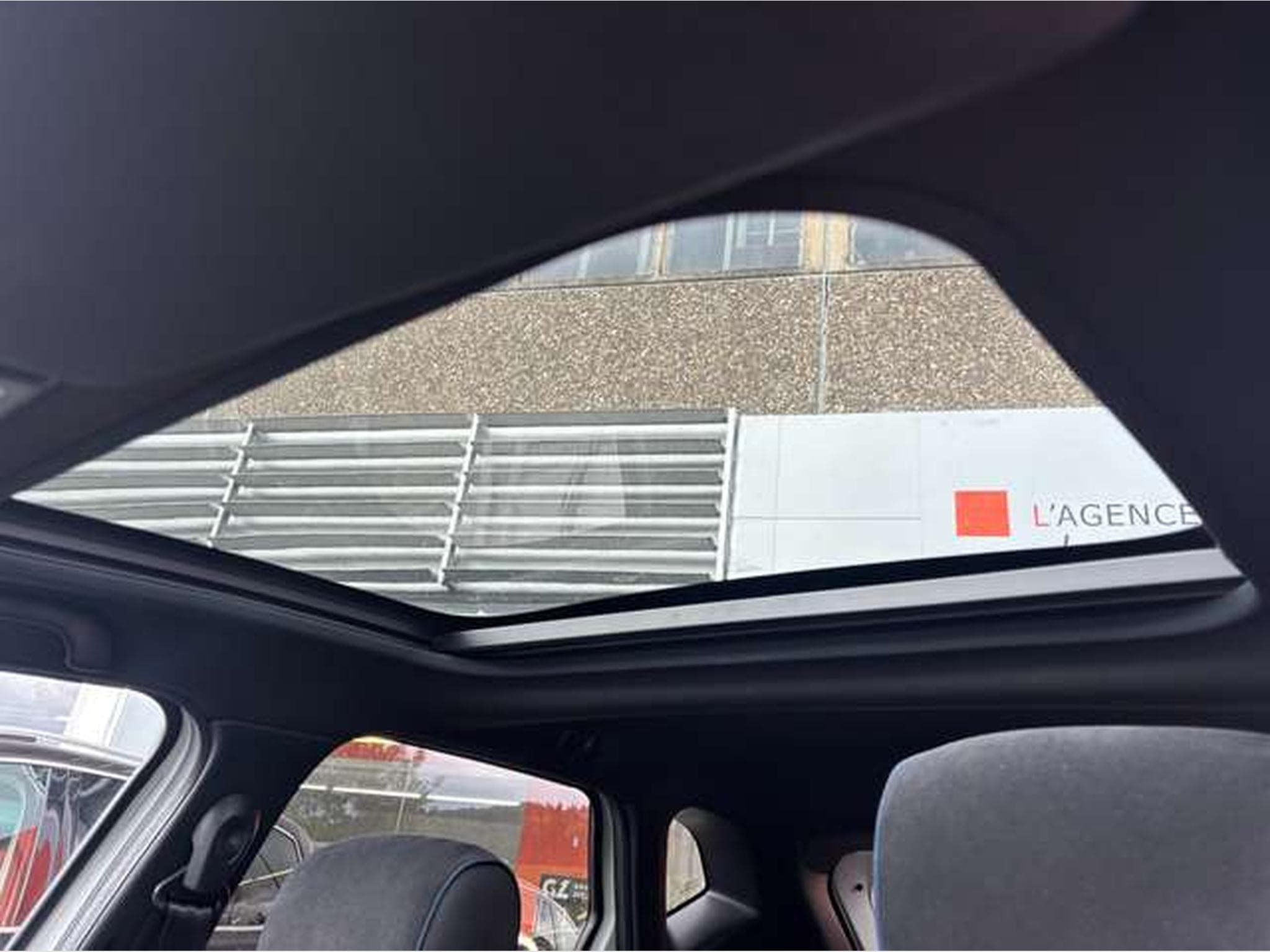 Renault Captur Captur s-edition - JUSQU'A 4 ANS DE GARANTIE (2018) - Photo 16