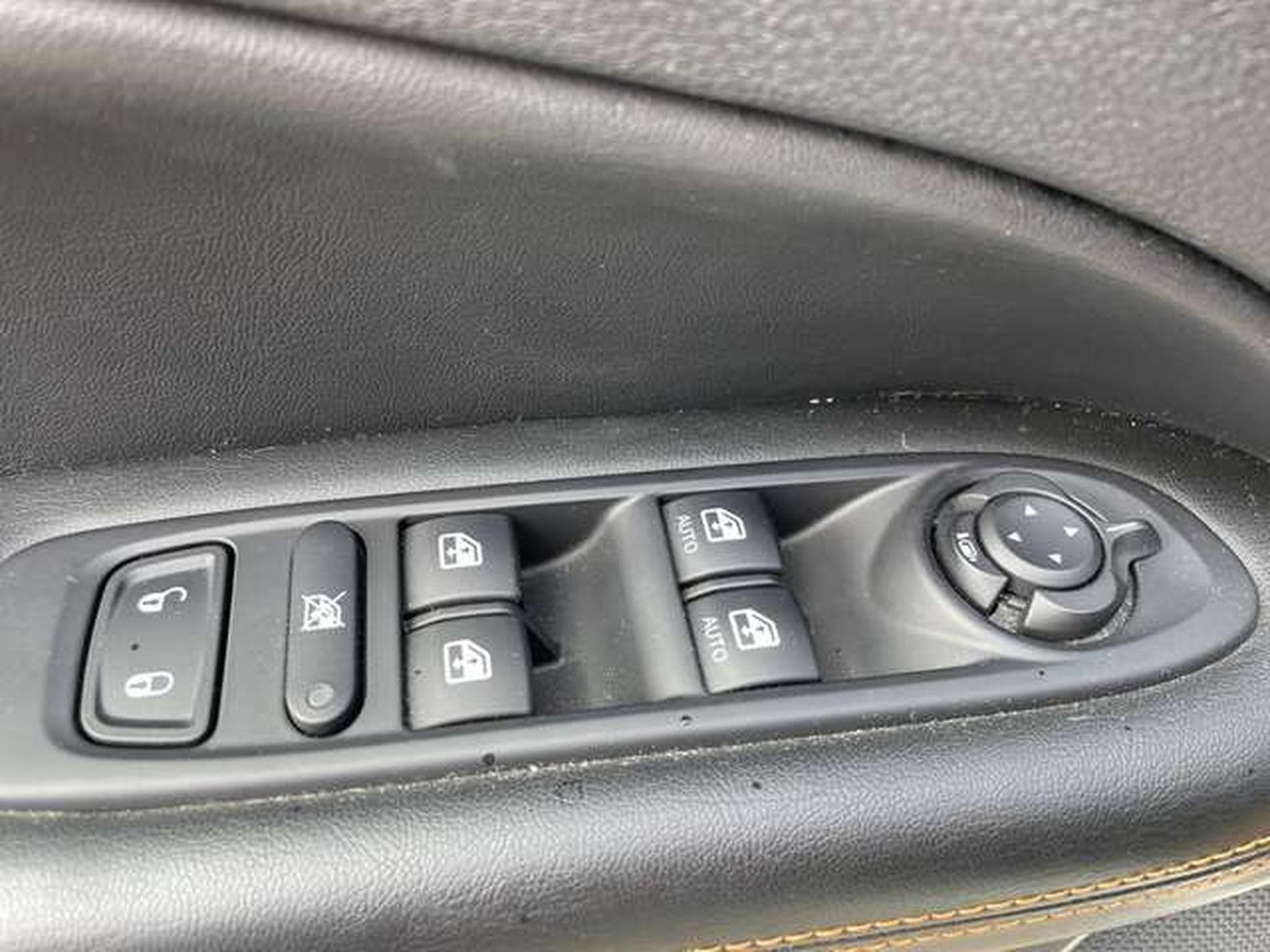 Jeep Compass 4x4 Auto Limited JUSQU'A 48 MOIS DE GARANTIE (2019) - Photo 10