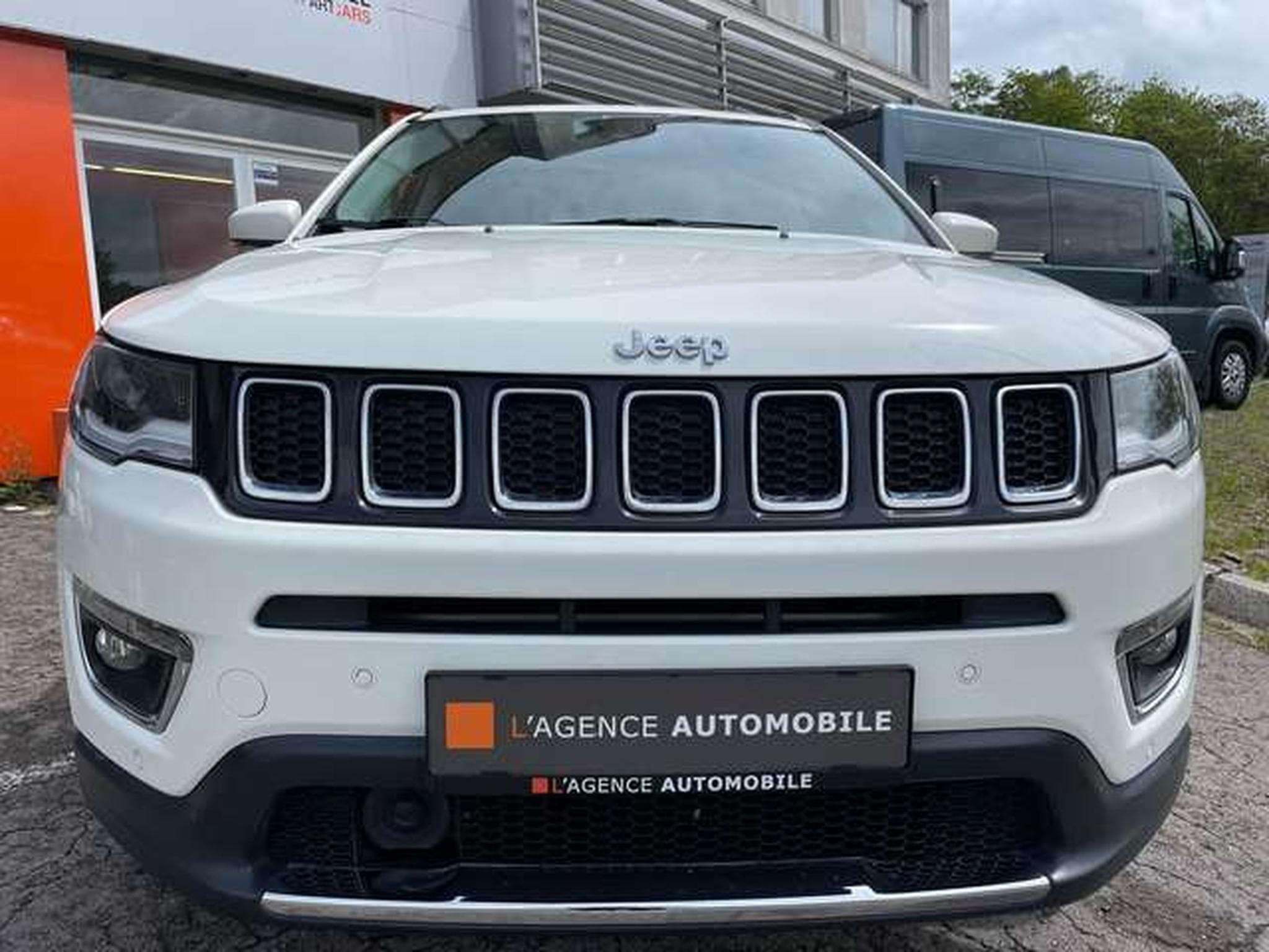 Jeep Compass 4x4 Auto Limited JUSQU'A 48 MOIS DE GARANTIE (2019) - Photo 3