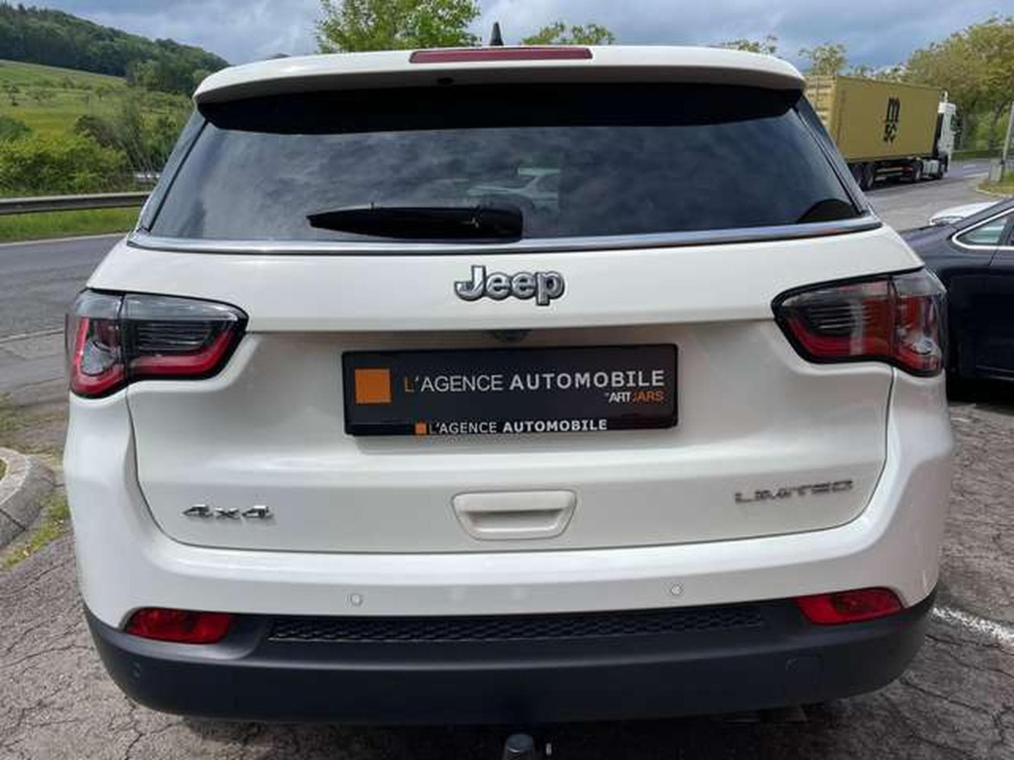 Jeep Compass 4x4 Auto Limited JUSQU'A 48 MOIS DE GARANTIE (2019) - Photo 6