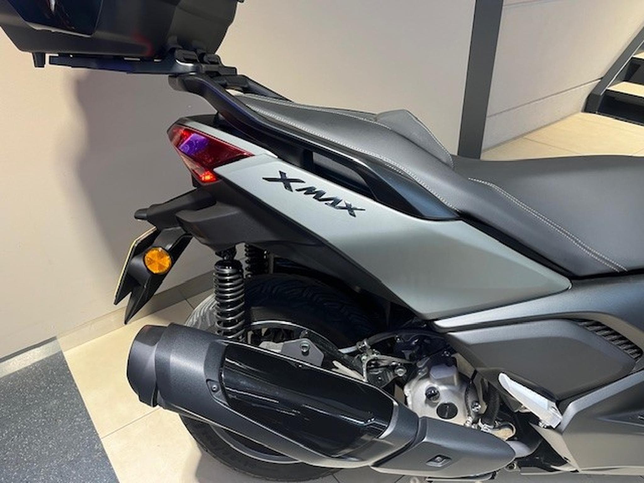Yamaha X-Max (2025) - Photo 4