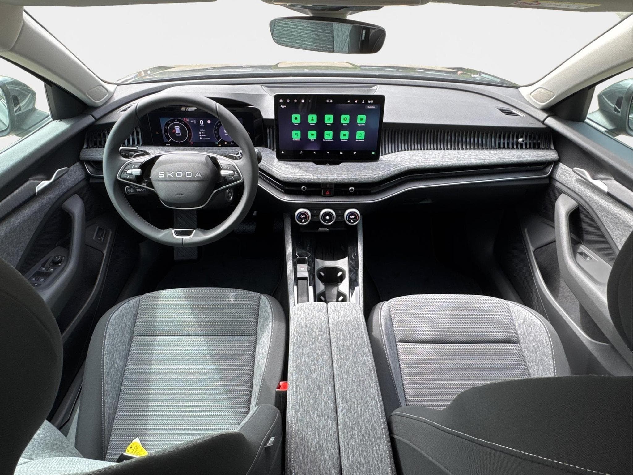 Skoda Superb Selection (2026) - Photo 7