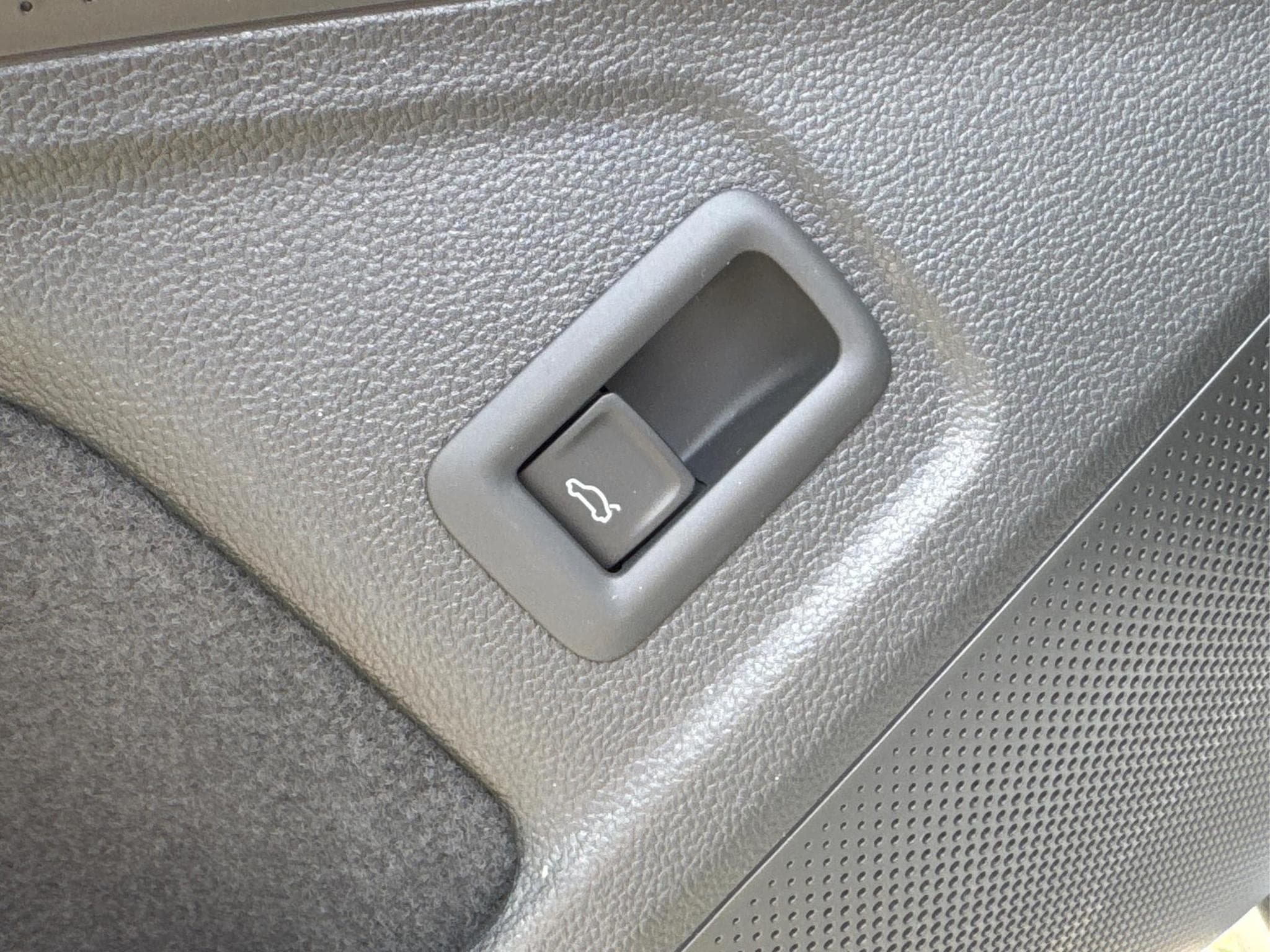 Skoda Superb Selection (2026) - Photo 17