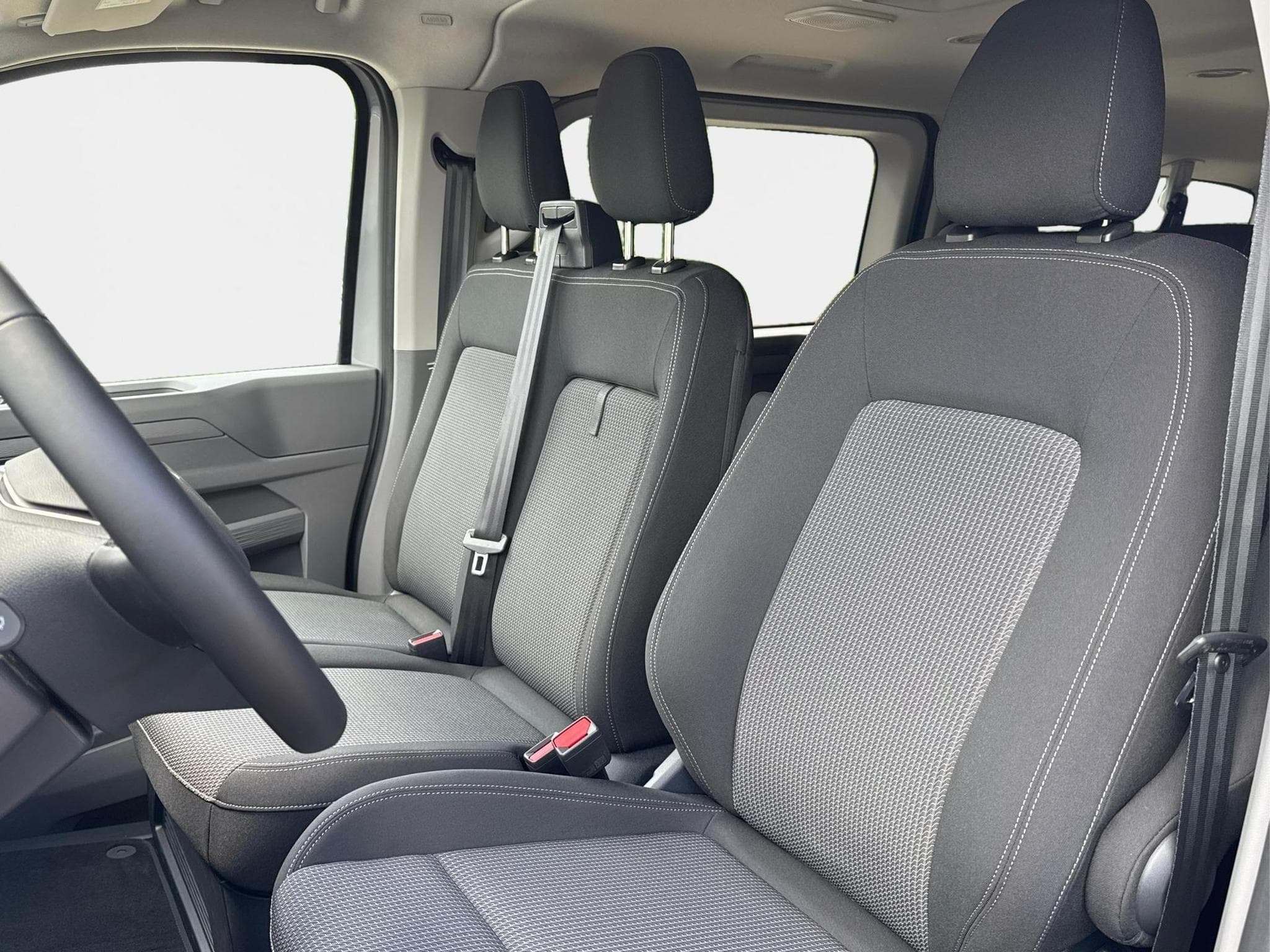 VW T7 Basis (2026) - Photo 14