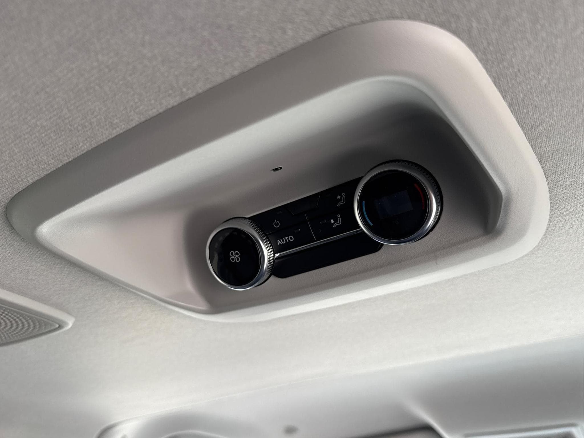 VW T7 Basis (2026) - Photo 18