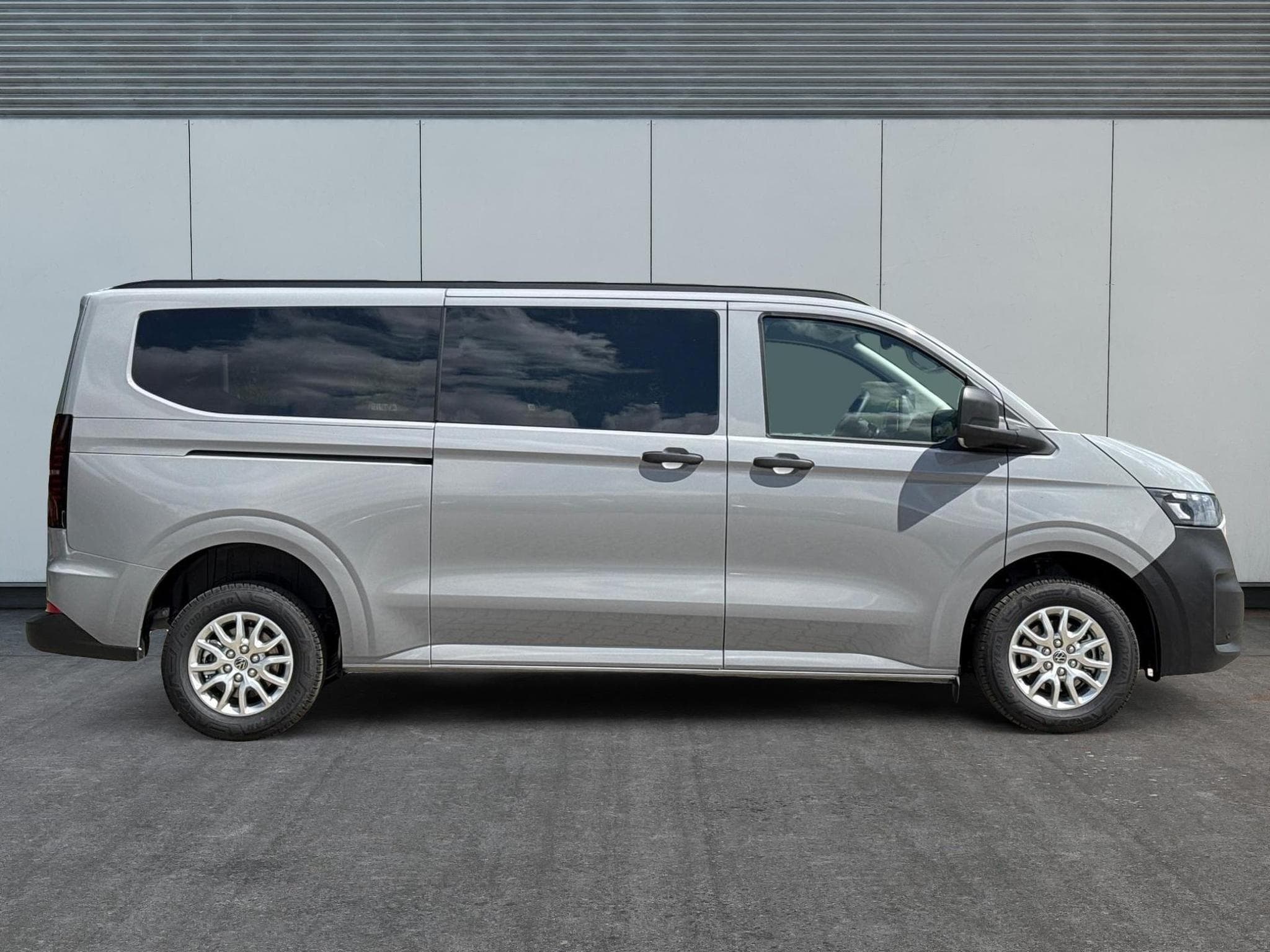 VW T7 Basis (2026) - Photo 5