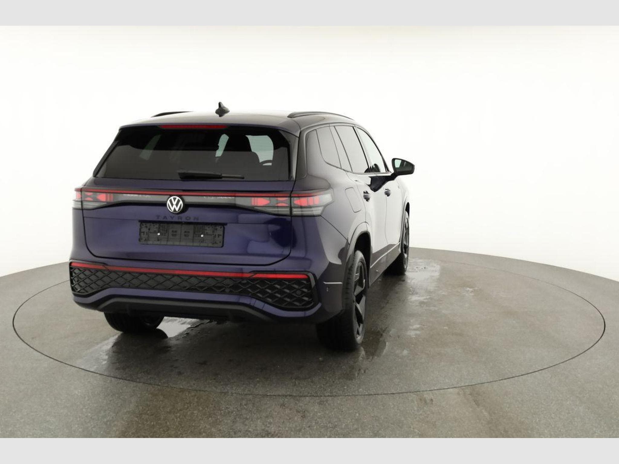 VW Tayron 1.5 TSI eHybrid 150 kW R-Line (2025) - Photo 21