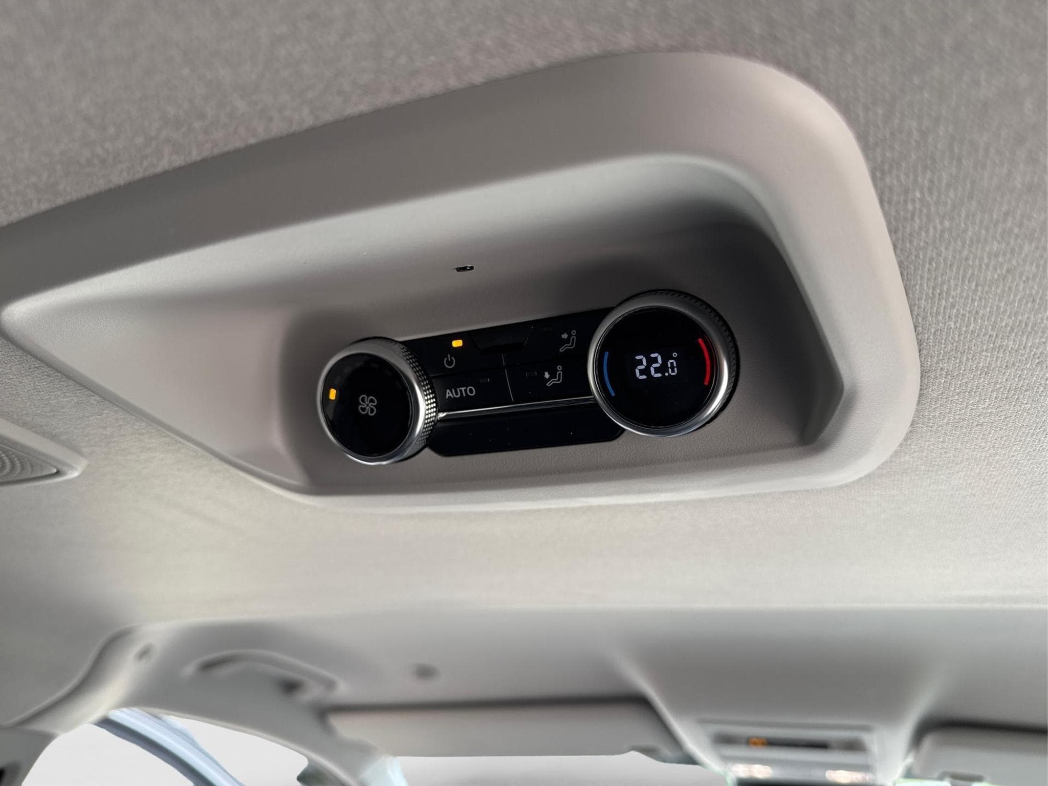 VW T7 Basis (2026) - Photo 20