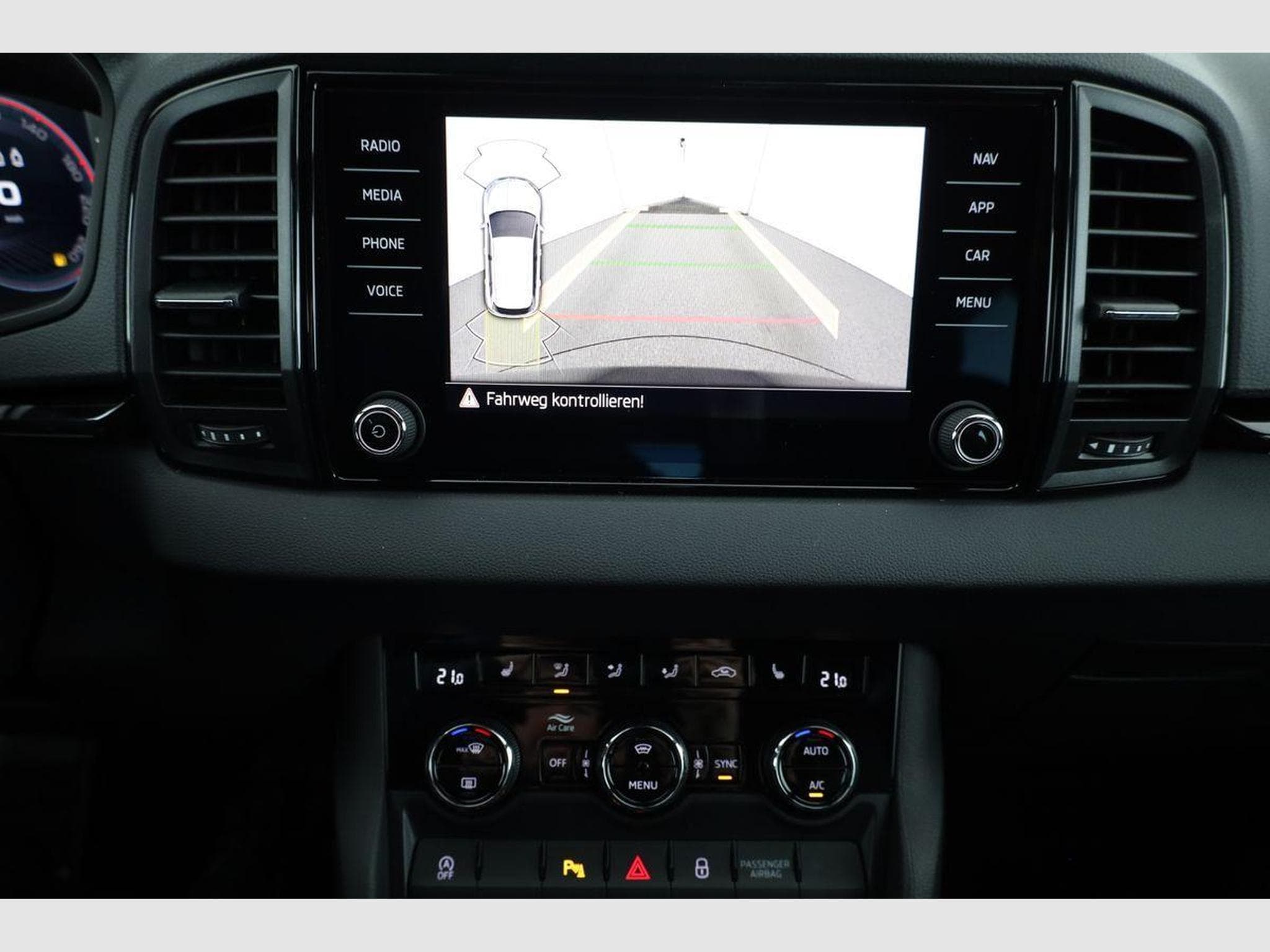 Skoda Karoq Sportline (2026) - Photo 6