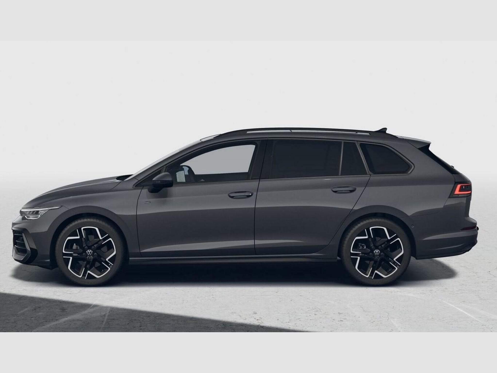 VW Golf Variant R-Line (2026) - Photo 2