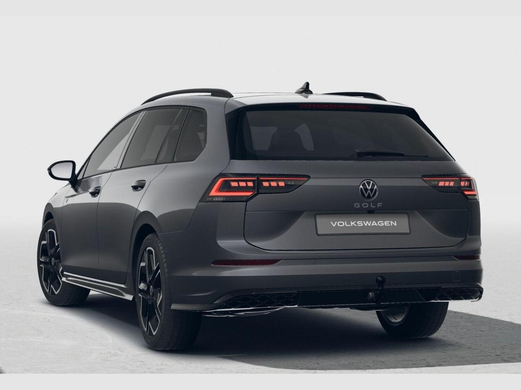 VW Golf Variant R-Line (2026) - Photo 3