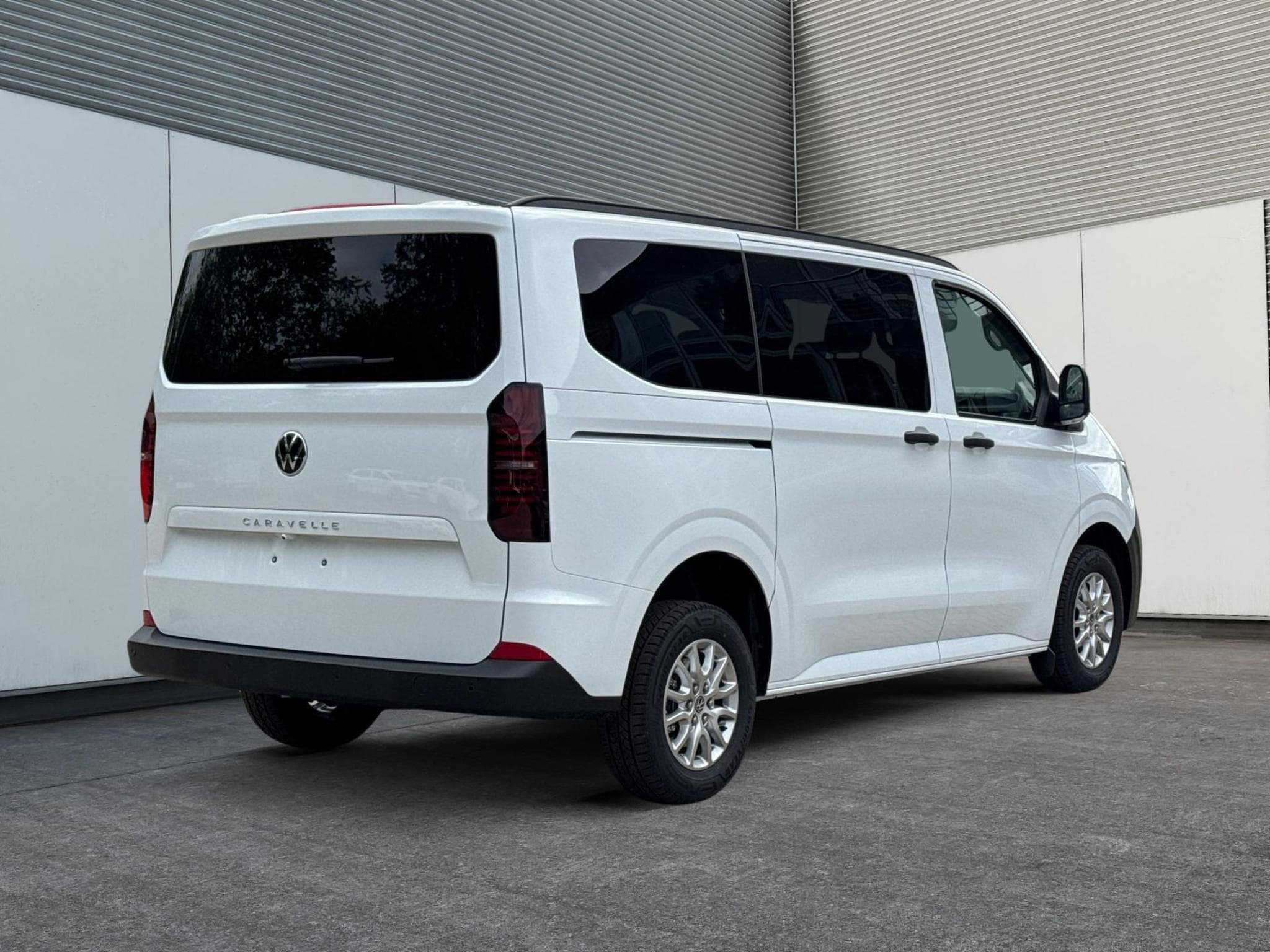 VW T7 Basis (2026) - Photo 3
