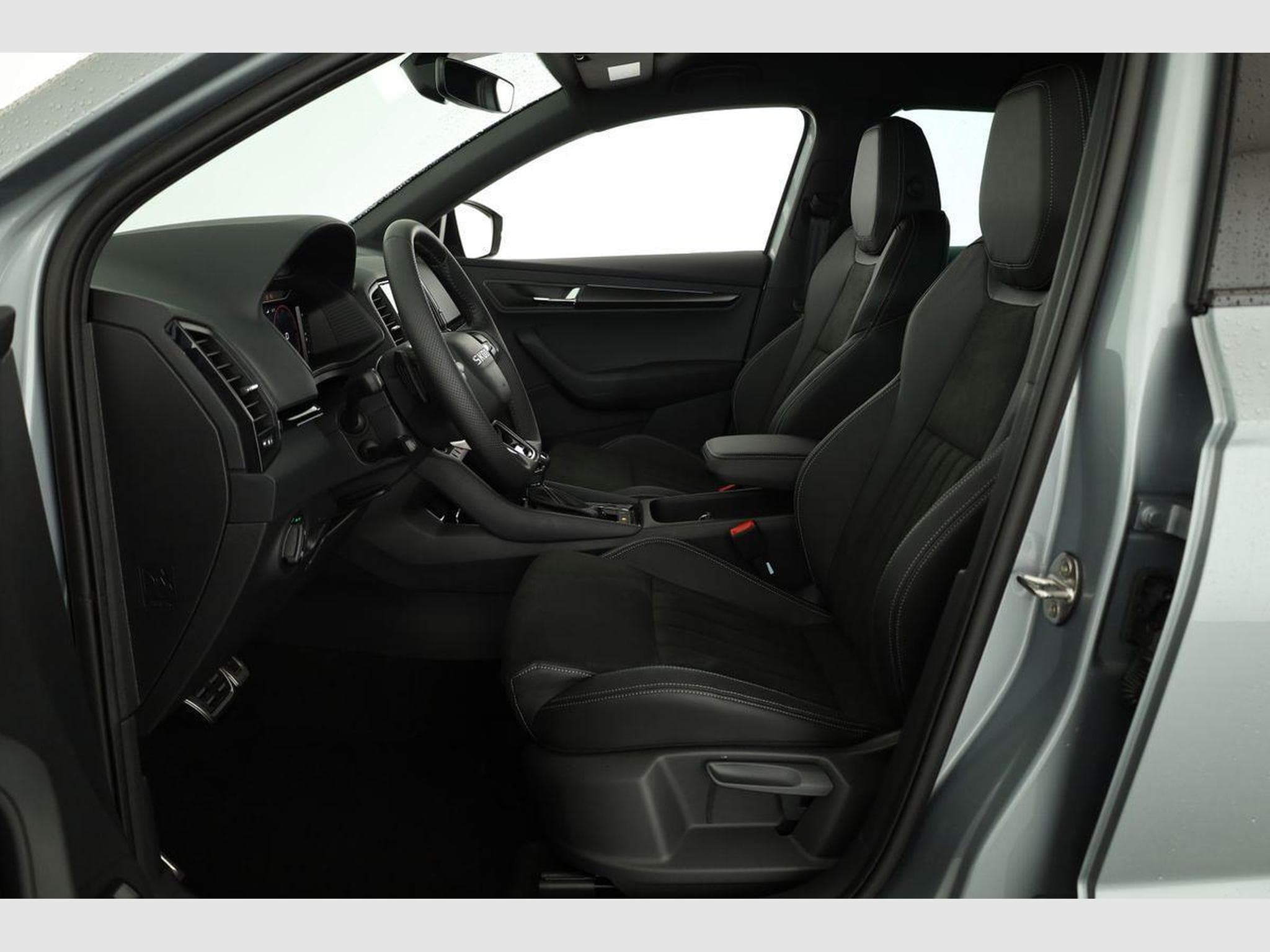 Skoda Karoq Sportline (2026) - Photo 10