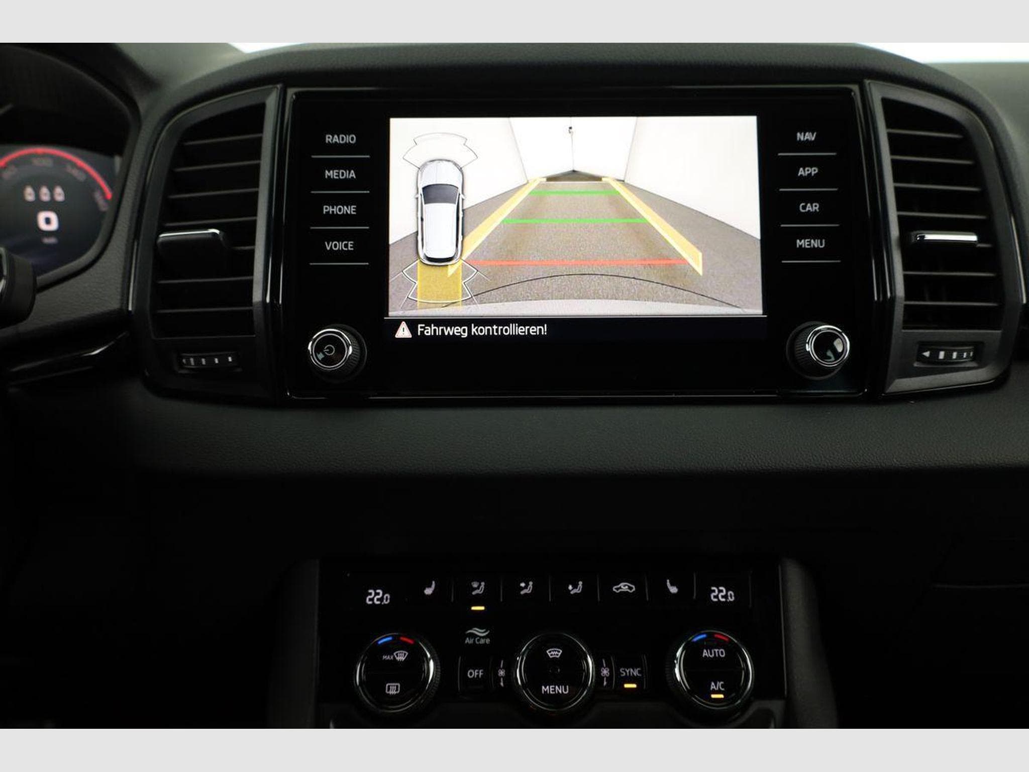 Skoda Karoq Sportline (2026) - Photo 6