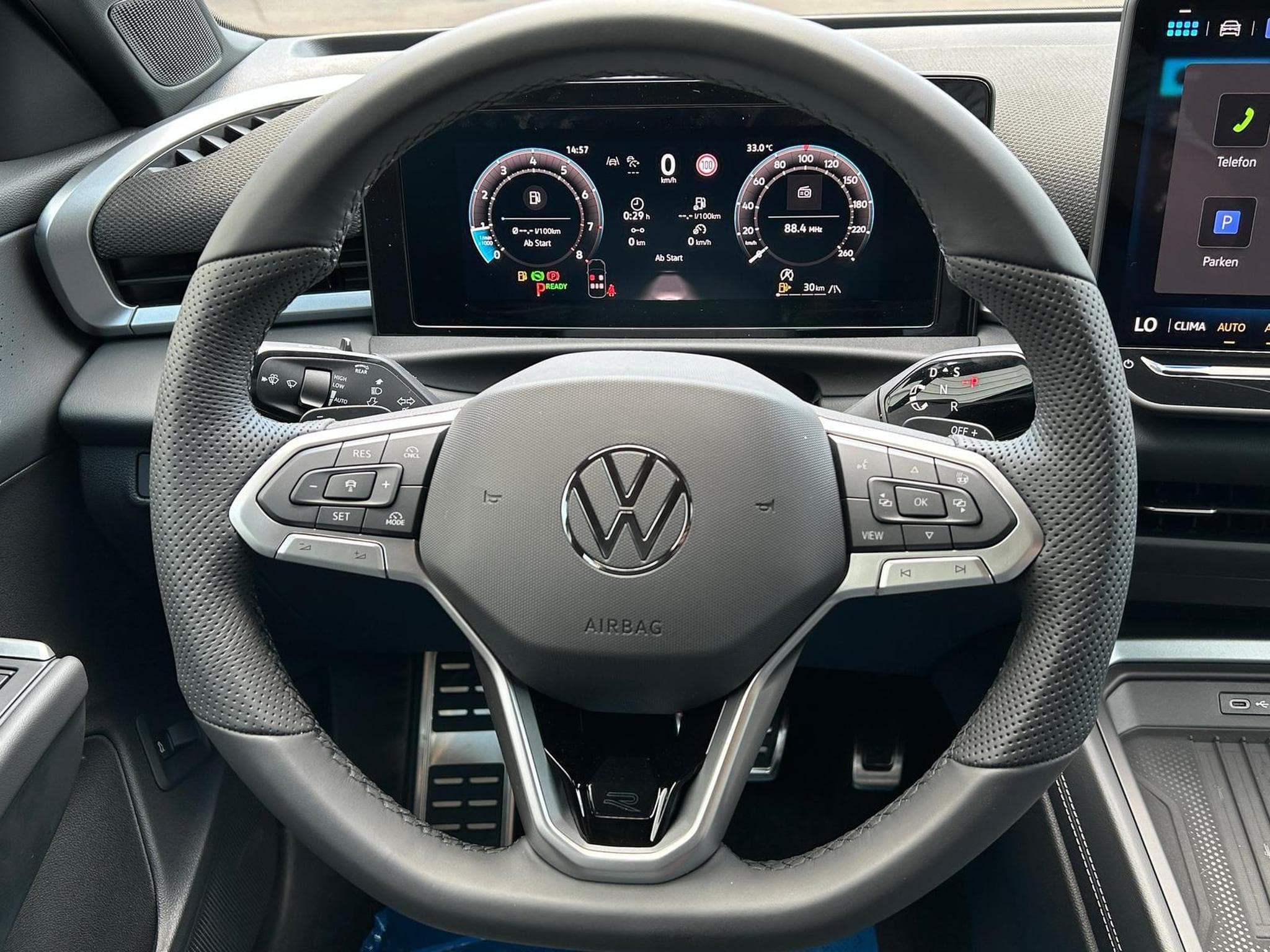 VW T-Roc R-Line (2026) - Photo 9