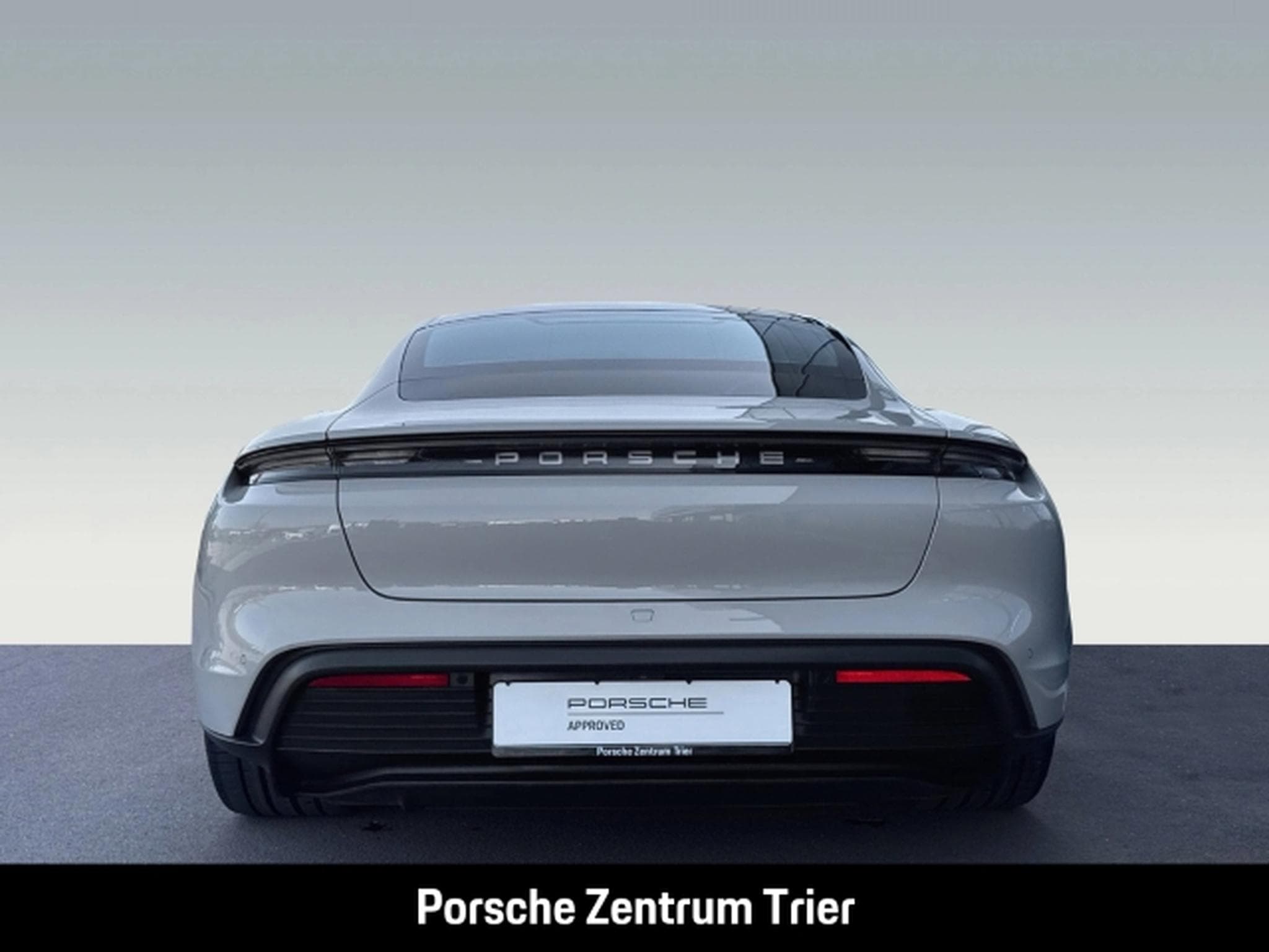 Porsche Taycan HA-Lenkung Nachtsicht InnoDrive BOSE (2024) - Photo 7