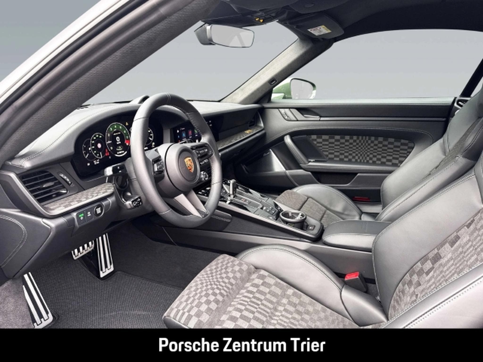 Porsche 911 Spirit 70 Burmester Clubleder InnoDrive (2026) - Photo 4