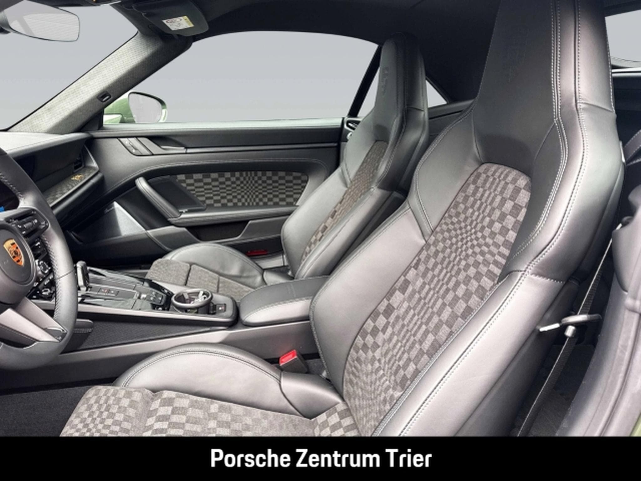 Porsche 911 Spirit 70 Burmester Clubleder InnoDrive (2026) - Photo 5
