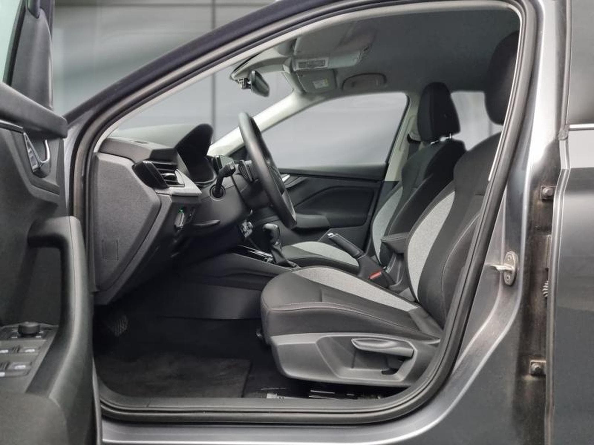 Skoda Scala -35% 1.0 TSI Evo2 116ch Selection (2025) - Photo 10