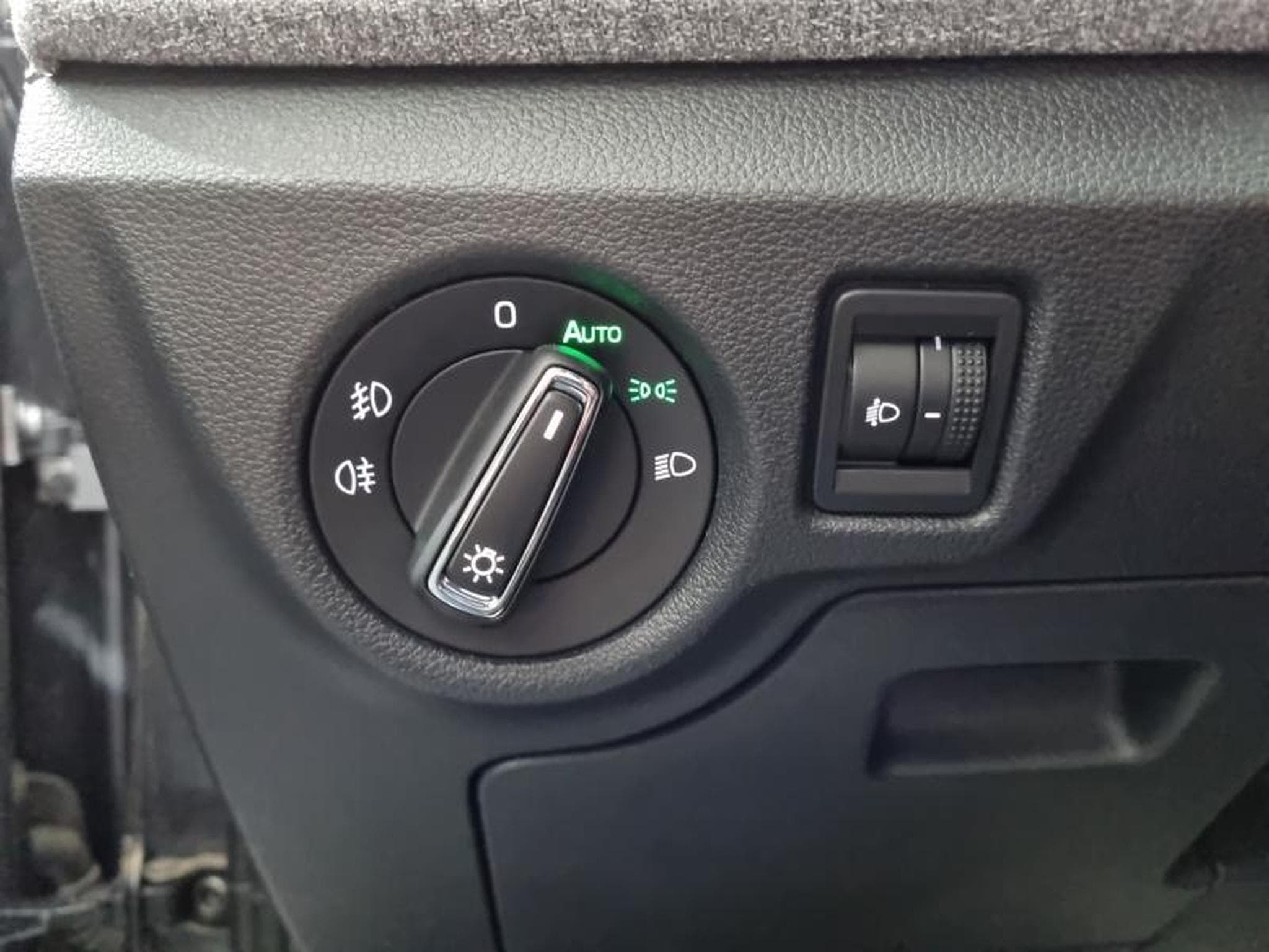 Skoda Scala -35% 1.0 TSI Evo2 116ch Selection (2025) - Photo 18