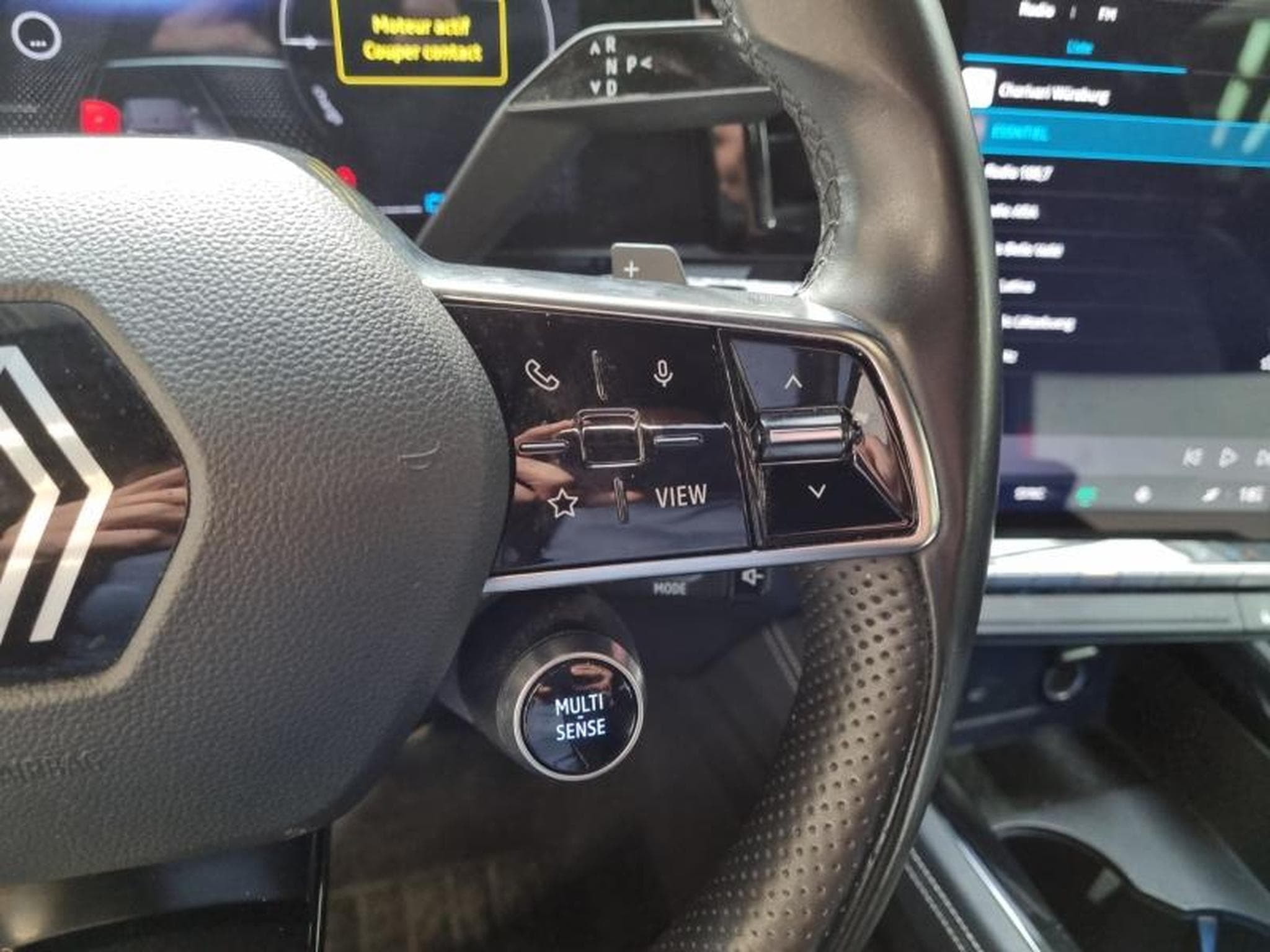 Renault Espace -33% 1.2 E-Tech Full Hybrid 200CH Techno 7 Places (2024) - Photo 15