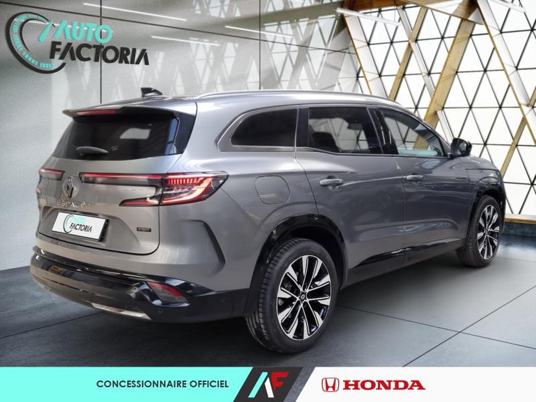 Renault Espace -33% 1.2 E-Tech Full Hybrid 200CH Techno 7 Places (2024) - Photo 5