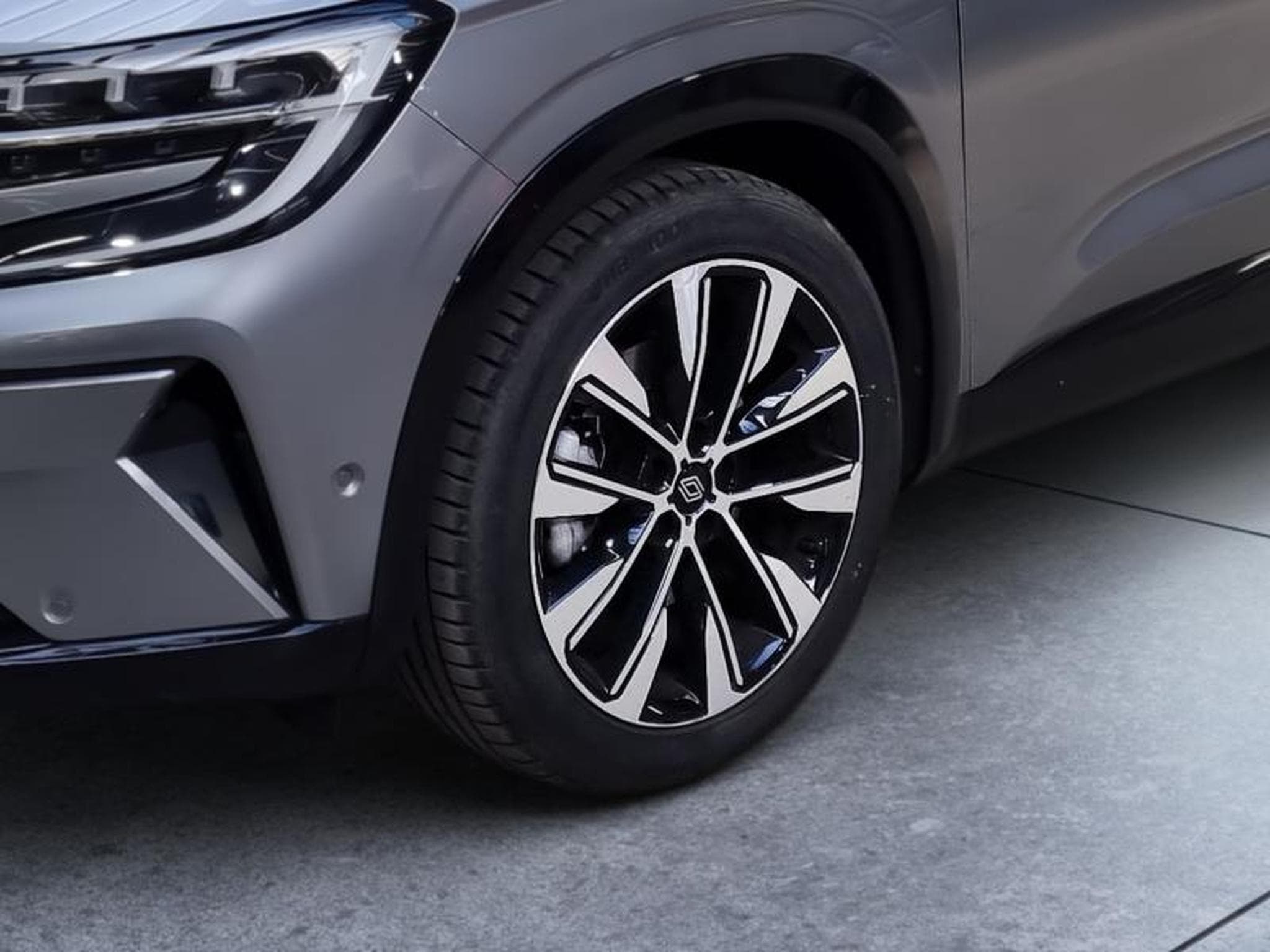 Renault Espace -33% 1.2 E-Tech Full Hybrid 200CH Techno 7 Places (2024) - Photo 8