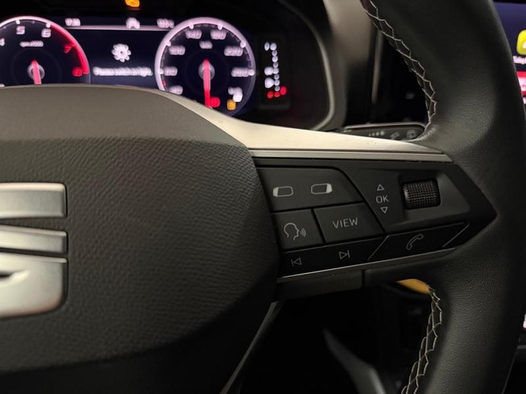 Seat Arona -20% 1.0 TSI 115ch Xperience DSG7 SPECIAL EDITION (2025) - Photo 10