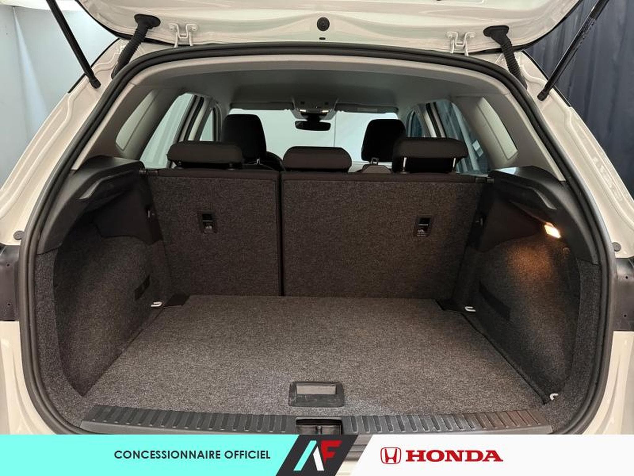 Seat Arona -20% 1.0 TSI 115ch Xperience DSG7 SPECIAL EDITION (2025) - Photo 3