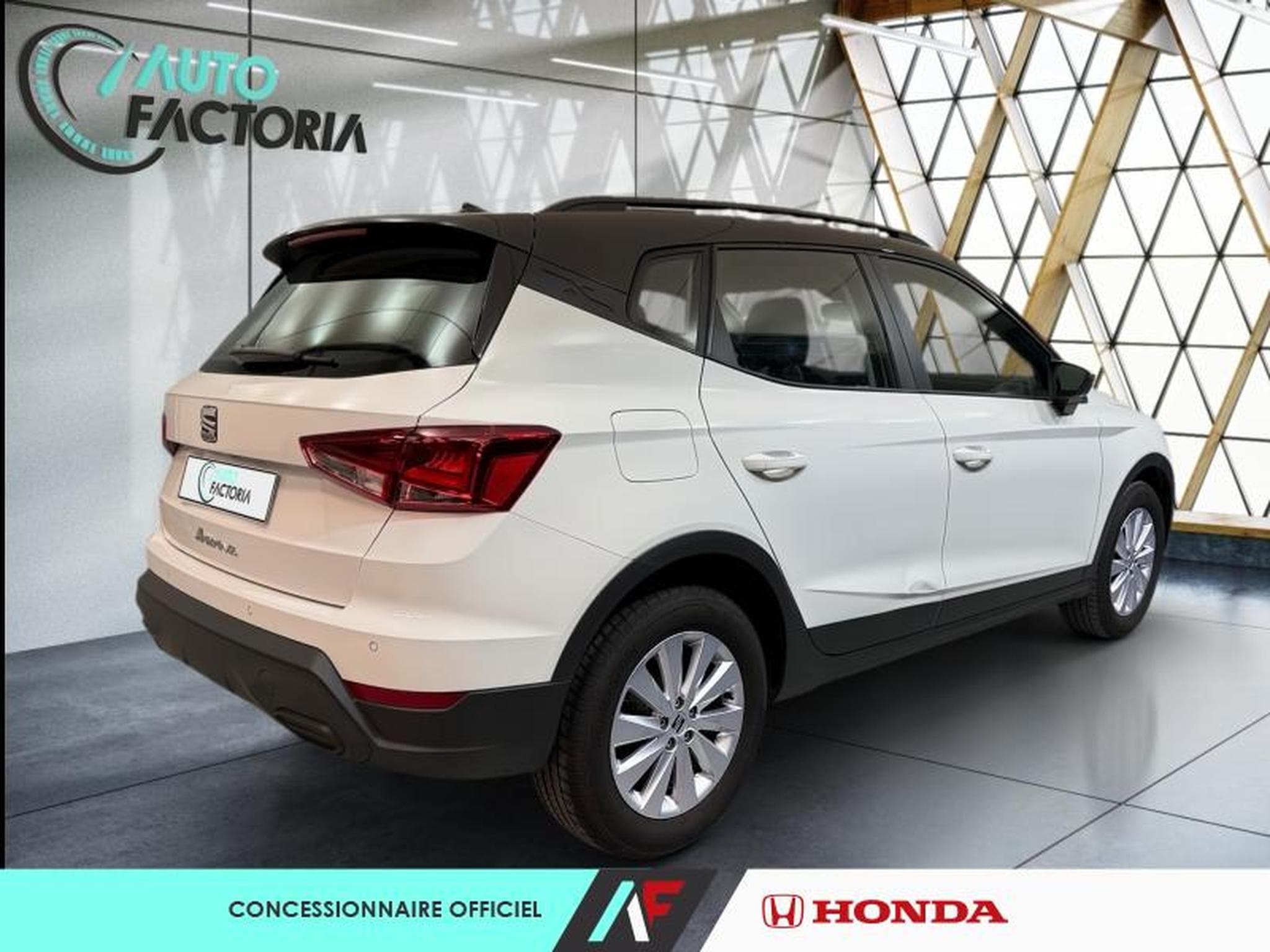 Seat Arona -20% 1.0 TSI 115ch Xperience DSG7 SPECIAL EDITION (2025) - Photo 4