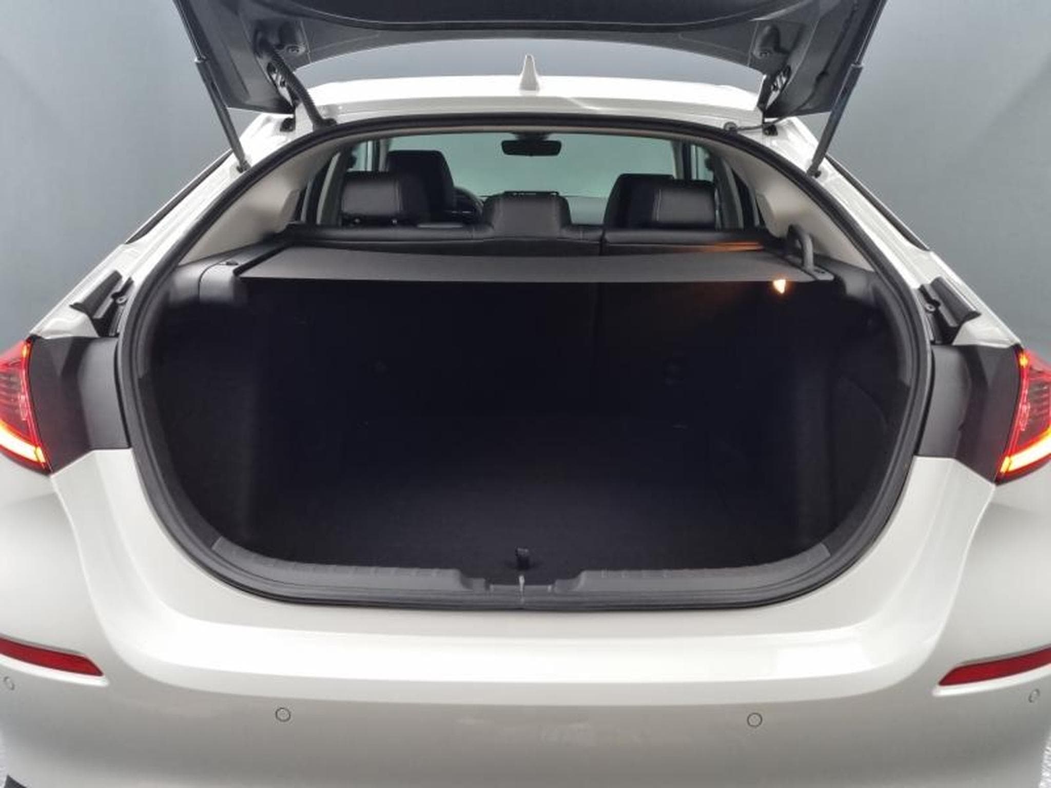 Honda Civic -13% 2.0 i-MMD 184ch e:HEV Advance (2026) - Photo 12