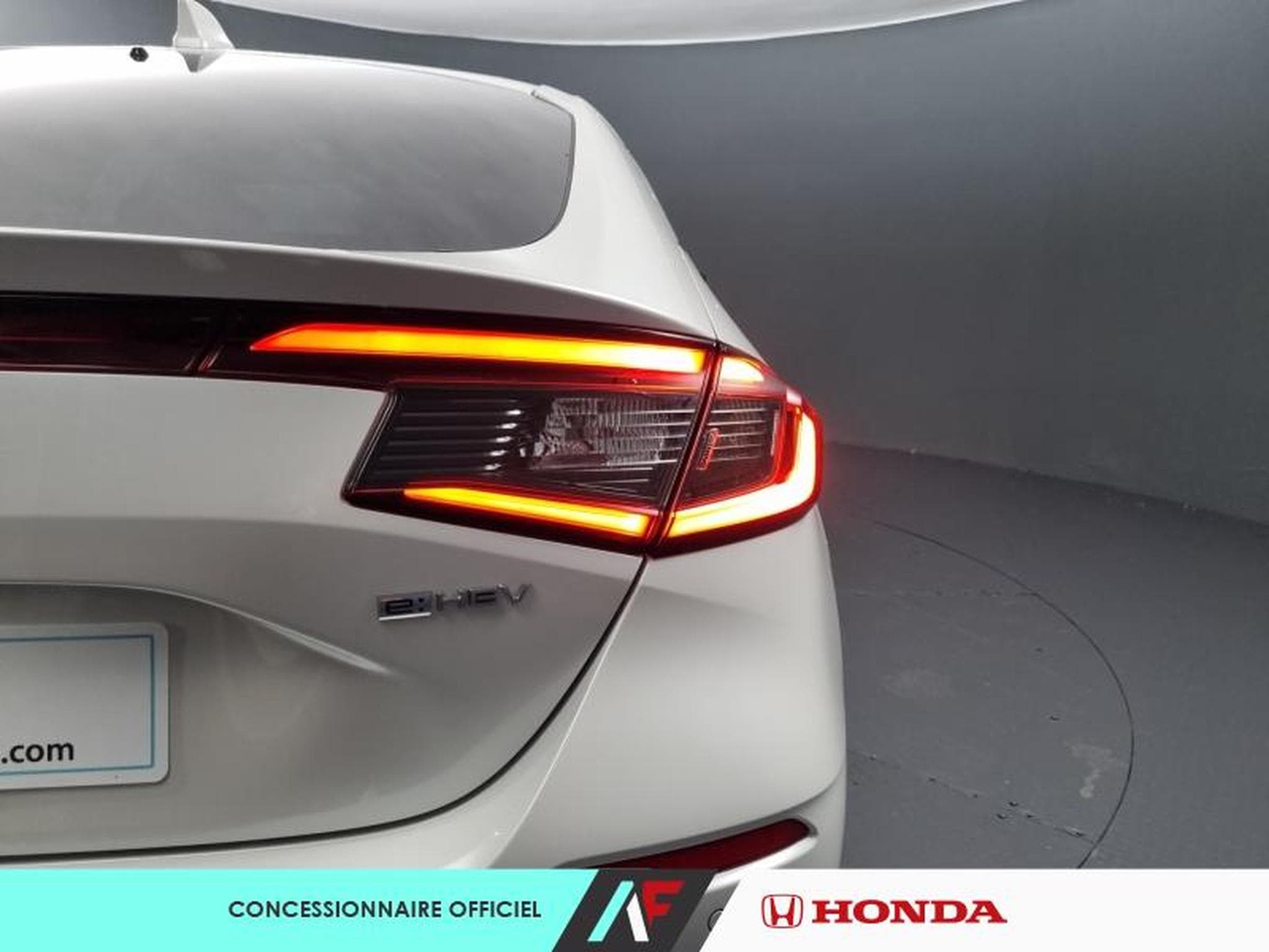 Honda Civic -13% 2.0 i-MMD 184ch e:HEV Advance (2026) - Photo 3