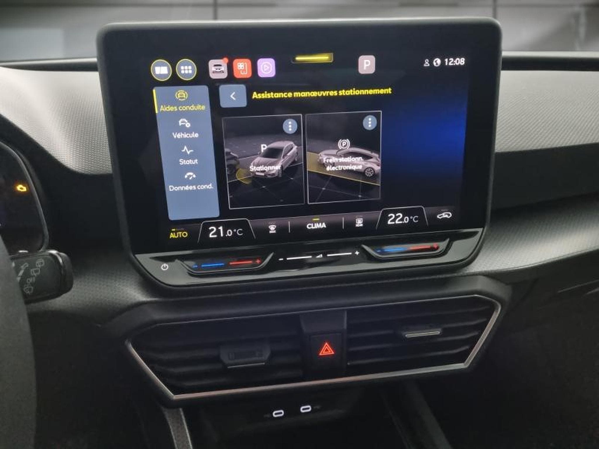 Seat Leon -25% 2.0 TDI 115ch Style XL (2025) - Photo 16