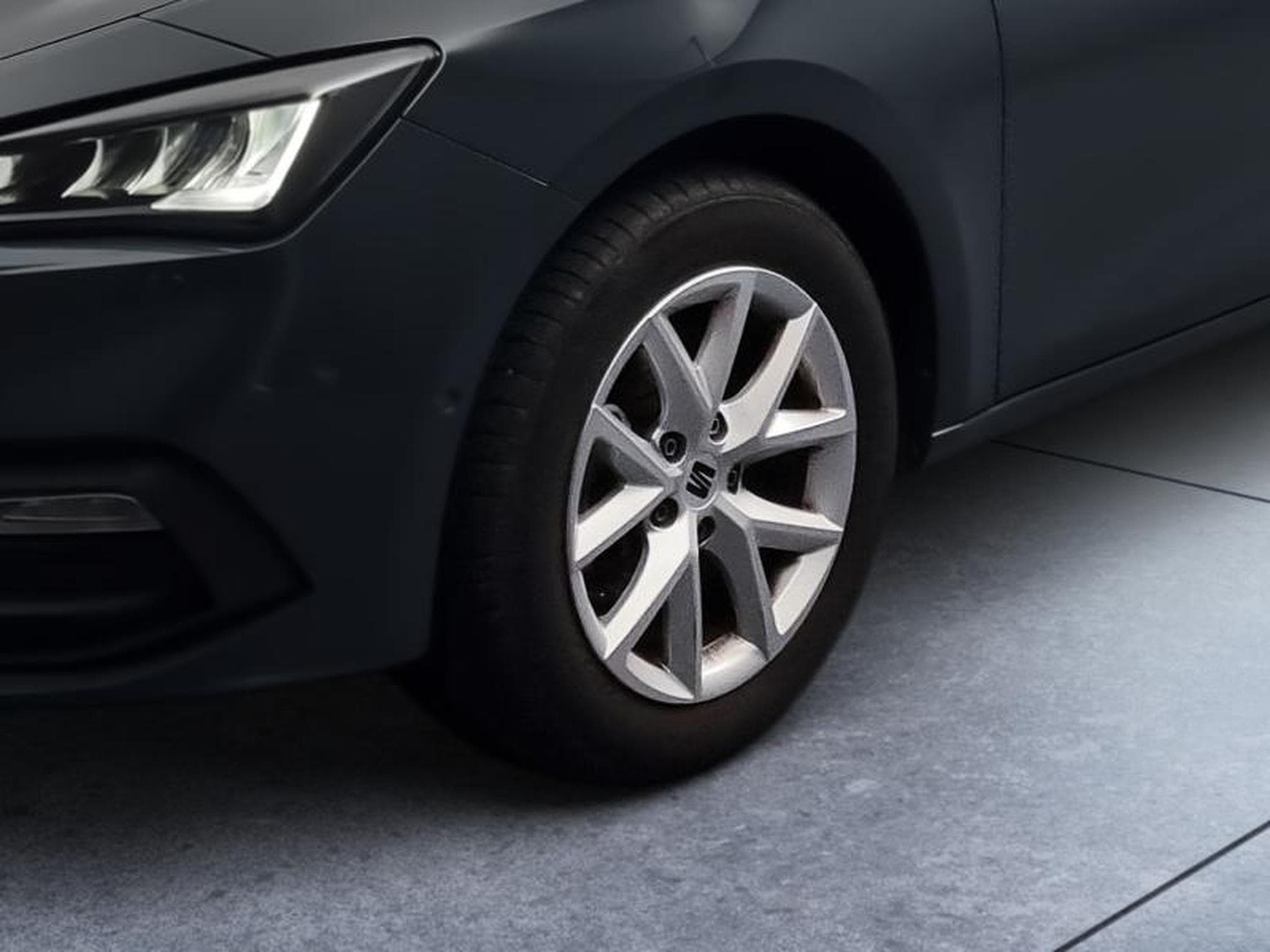 Seat Leon -25% 2.0 TDI 115ch Style XL (2025) - Photo 9