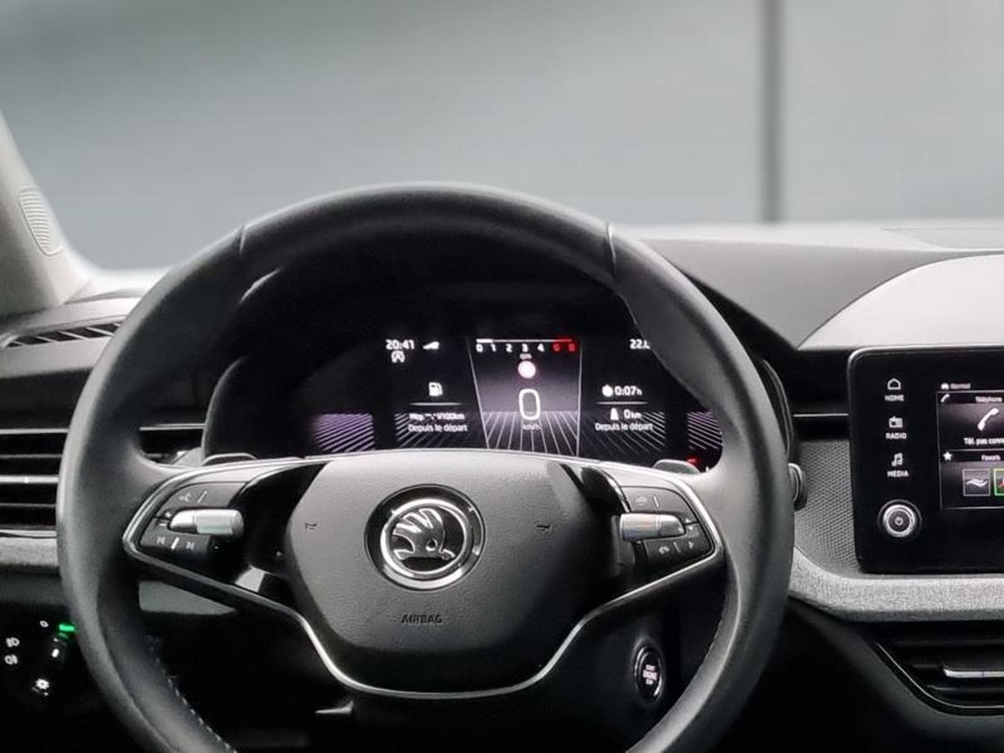 Skoda Scala -35% 1.0 TSI Evo2 116ch Selection (2025) - Photo 24